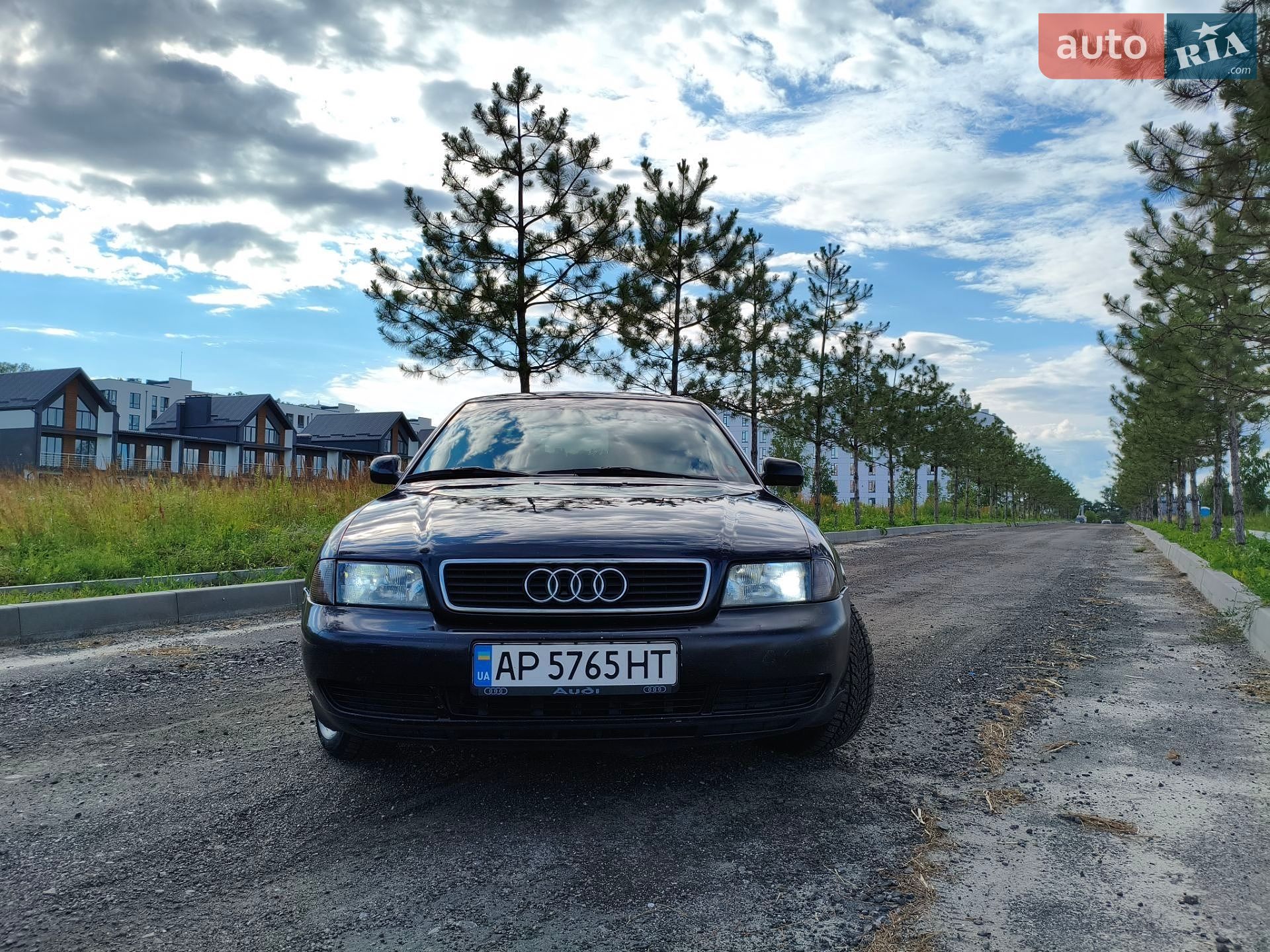 Audi A4 1998 VIN WAUZZZ8DZWA090858 фото оголошення 3 з 27
