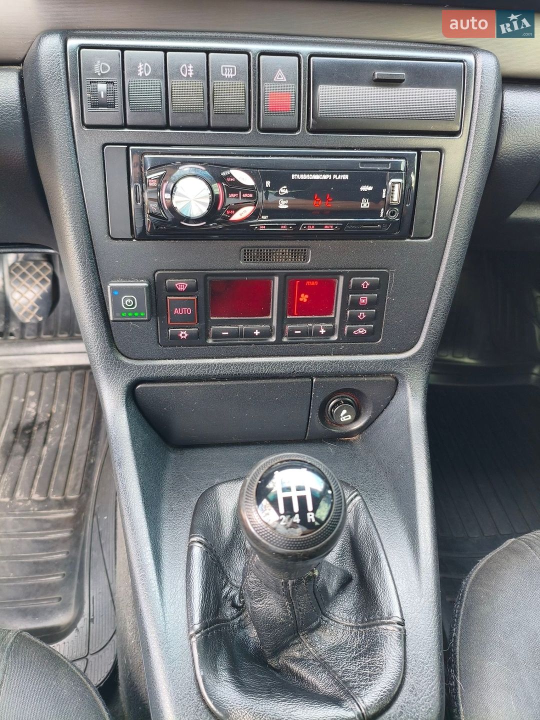 Audi A4 1998 VIN WAUZZZ8DZWA090858 фото оголошення 17 з 27
