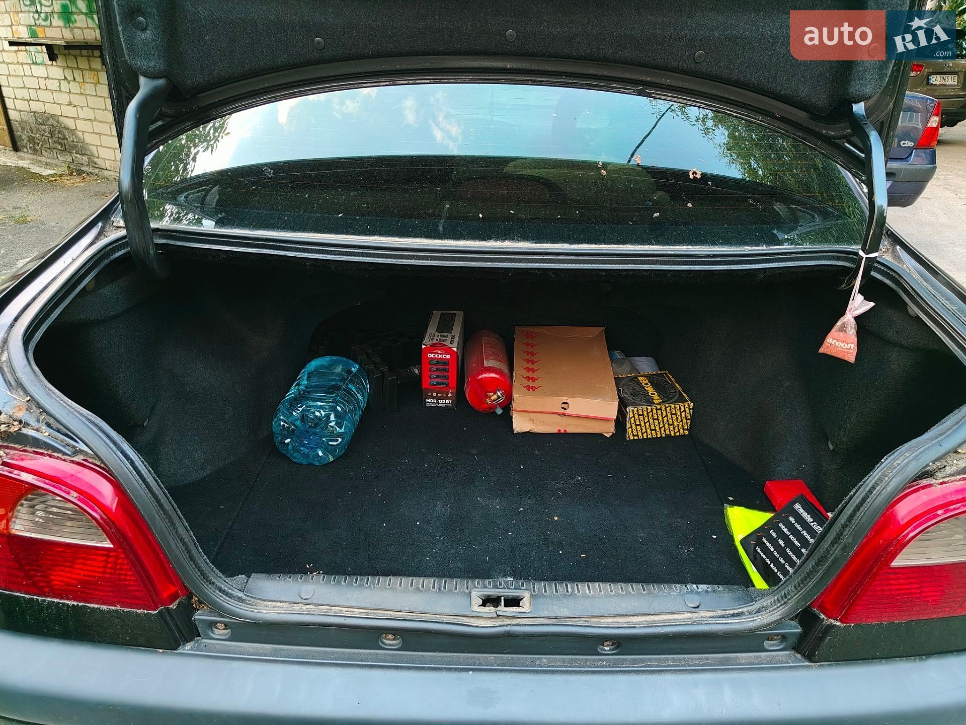Toyota Avensis 1998 VIN SB153SBN00E025247 фото оголошення 12 з 16