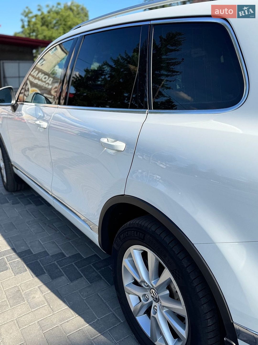 Volkswagen Touareg 2017 VIN WVGZZZ7PZHD033058 фото оголошення 2 з 25