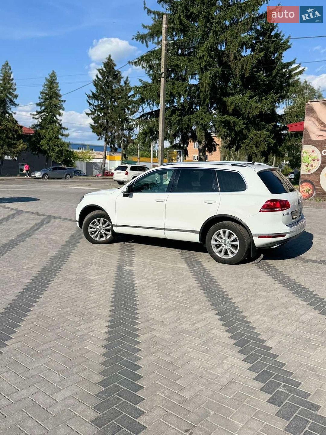Volkswagen Touareg 2017 VIN WVGZZZ7PZHD033058 фото оголошення 3 з 25