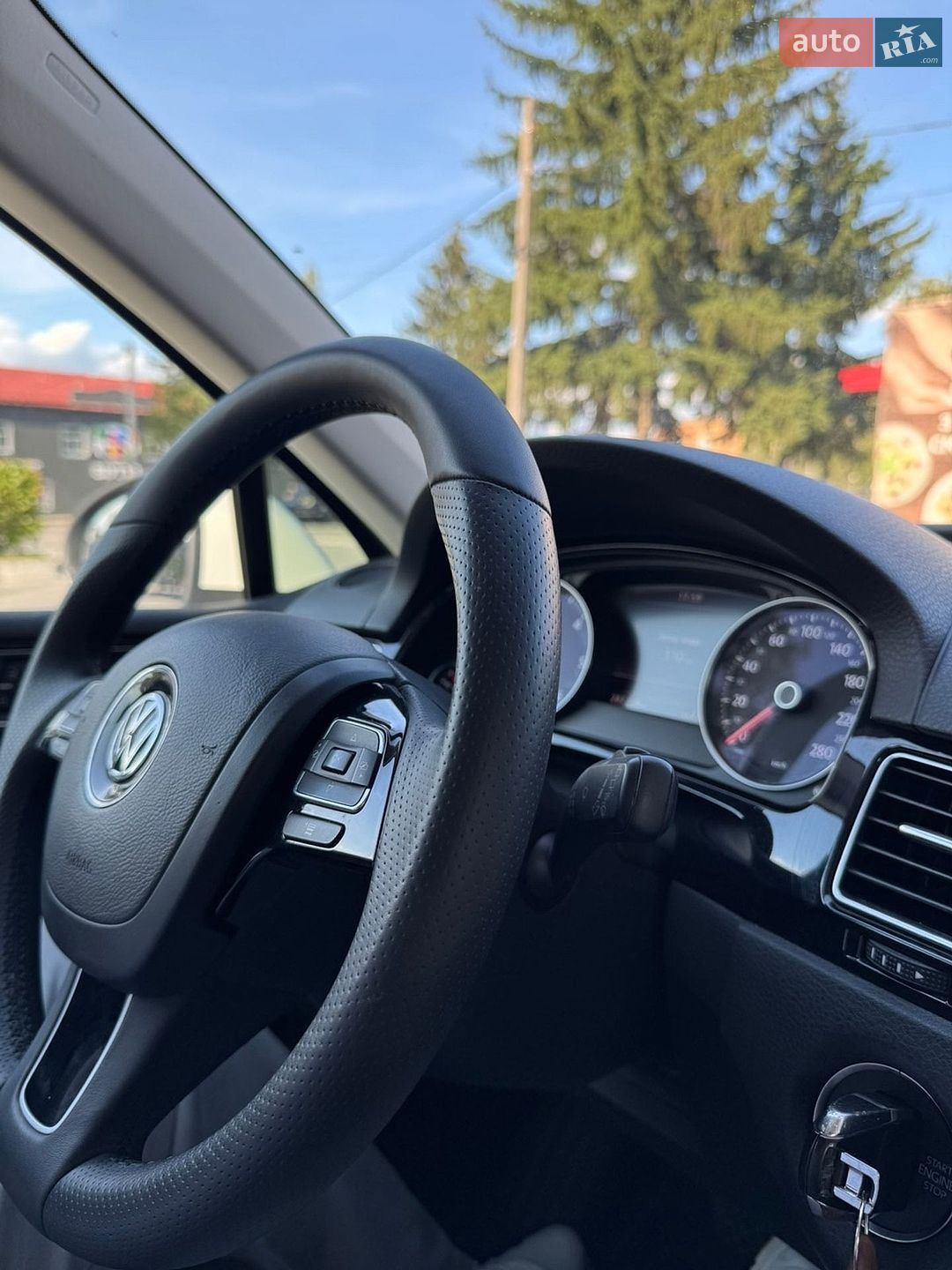 Volkswagen Touareg 2017 VIN WVGZZZ7PZHD033058 фото оголошення 20 з 25
