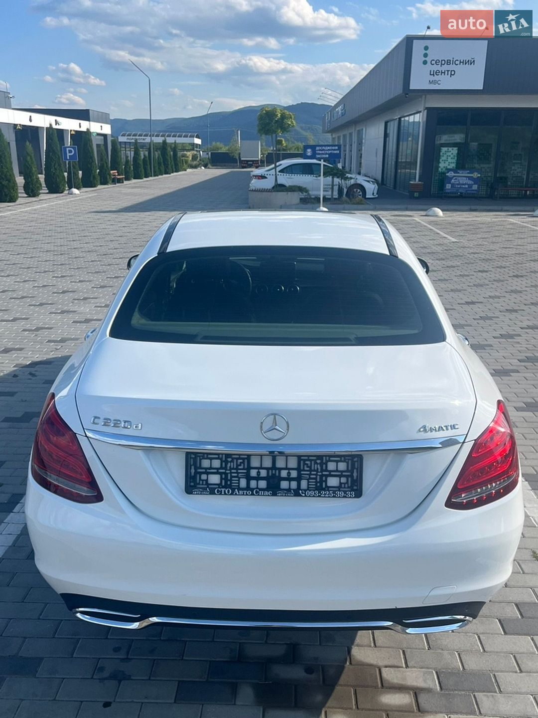 Mercedes-Benz C-Class 2015 VIN WDDWF0FB4GF290631 фото оголошення 8 з 45