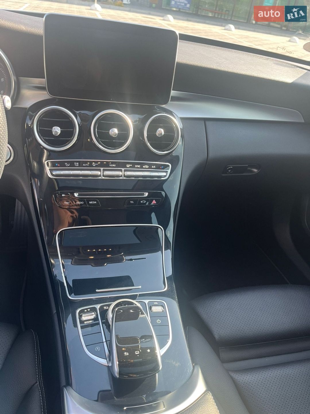 Mercedes-Benz C-Class 2015 VIN WDDWF0FB4GF290631 фото оголошення 15 з 45