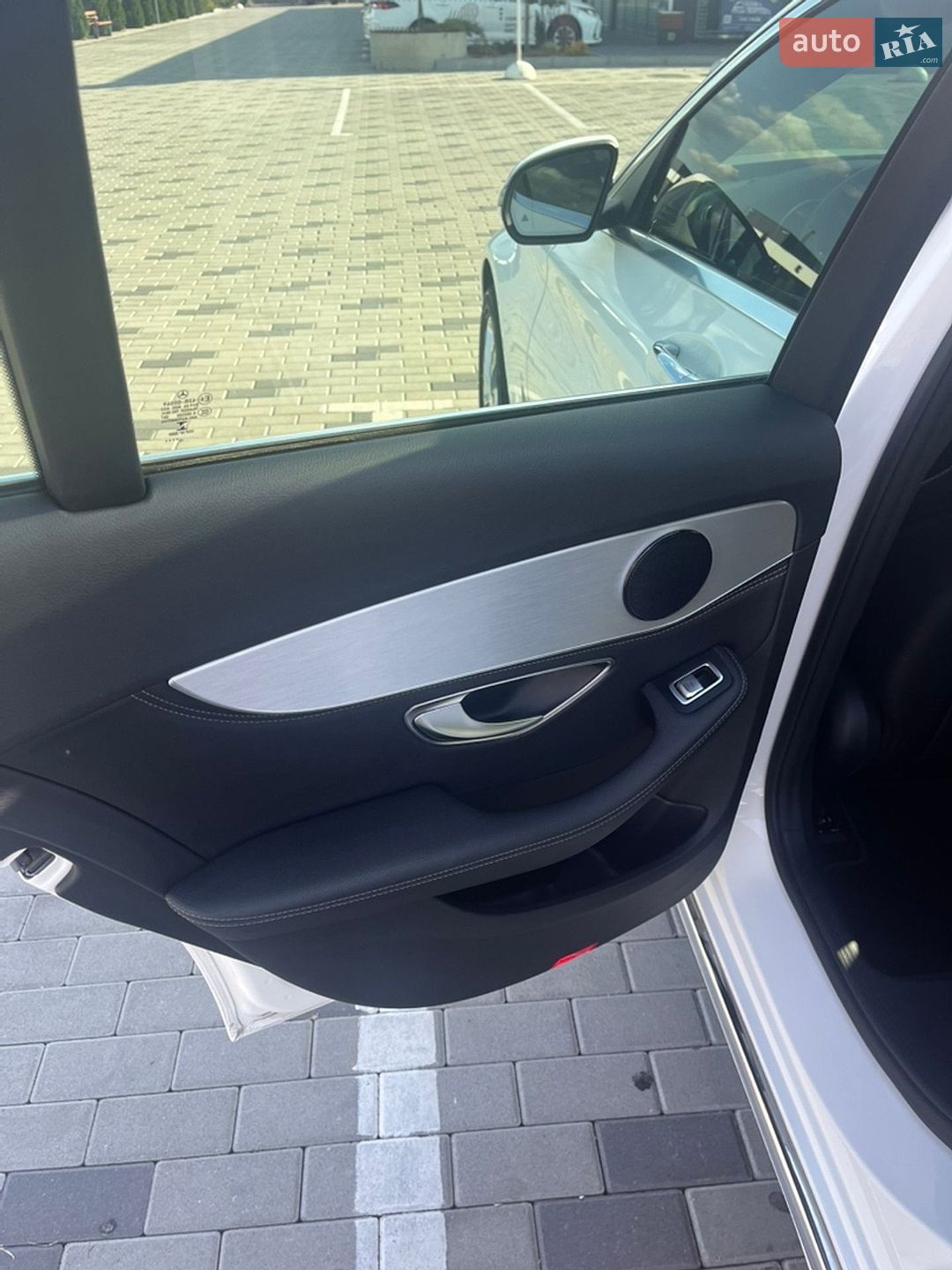 Mercedes-Benz C-Class 2015 VIN WDDWF0FB4GF290631 фото оголошення 17 з 45