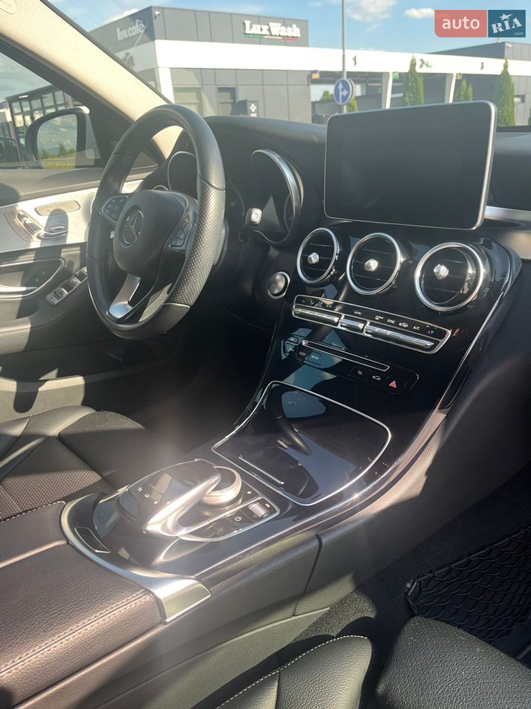 Mercedes-Benz C-Class 2015 VIN WDDWF0FB4GF290631 фото оголошення 20 з 45