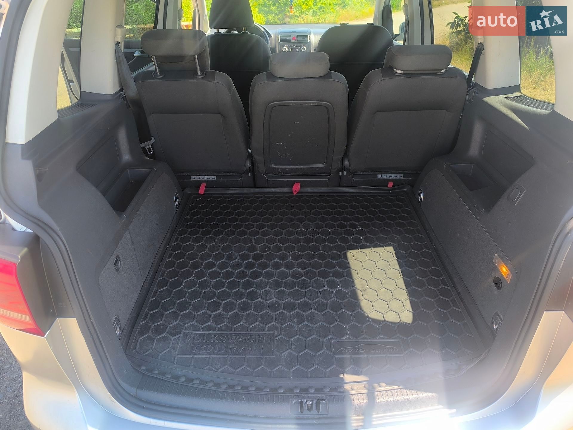 Volkswagen Touran 2011 VIN WVGZZZ1TZBW021504 фото оголошення 9 з 12