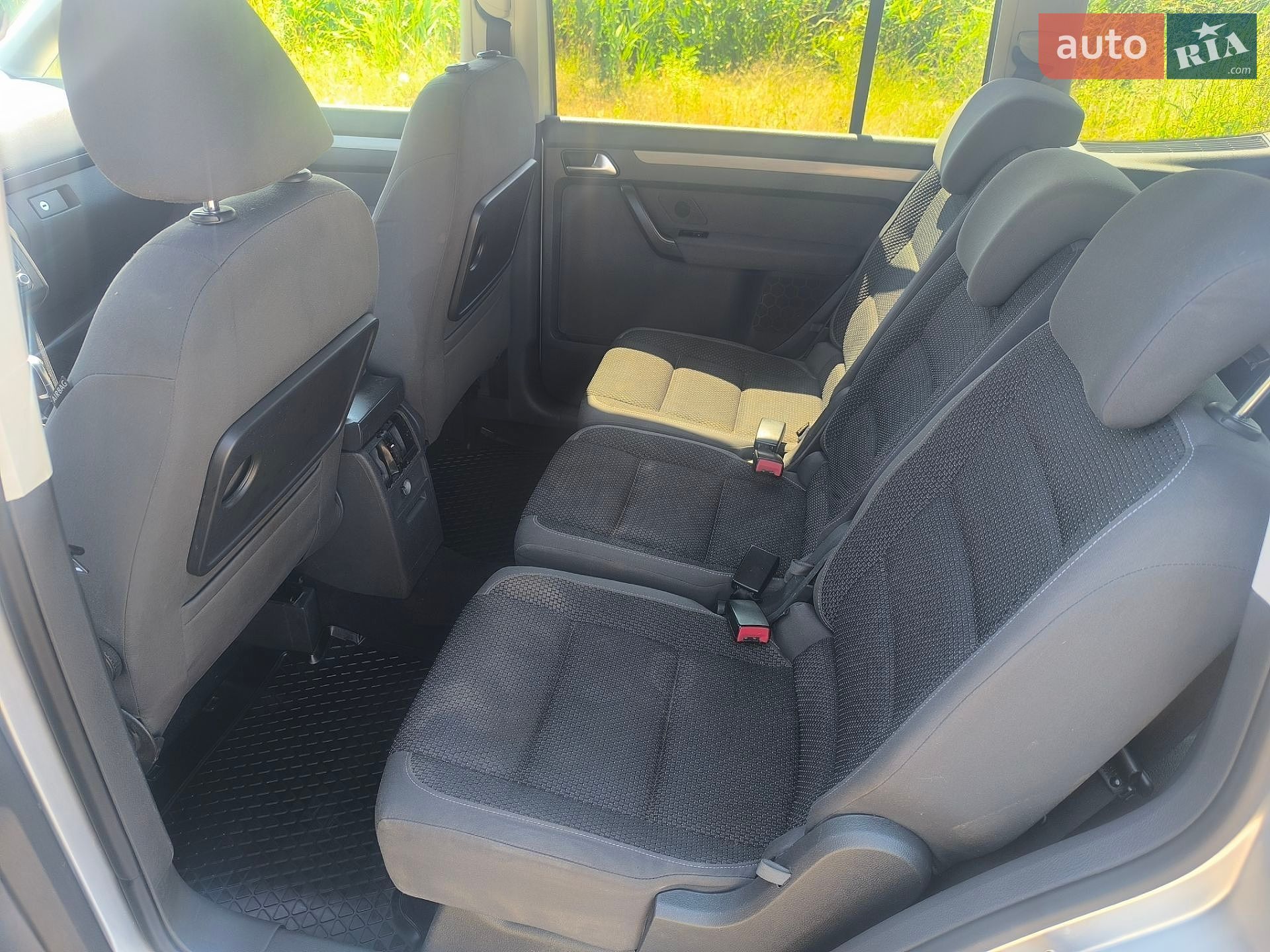Volkswagen Touran 2011 VIN WVGZZZ1TZBW021504 фото оголошення 8 з 12