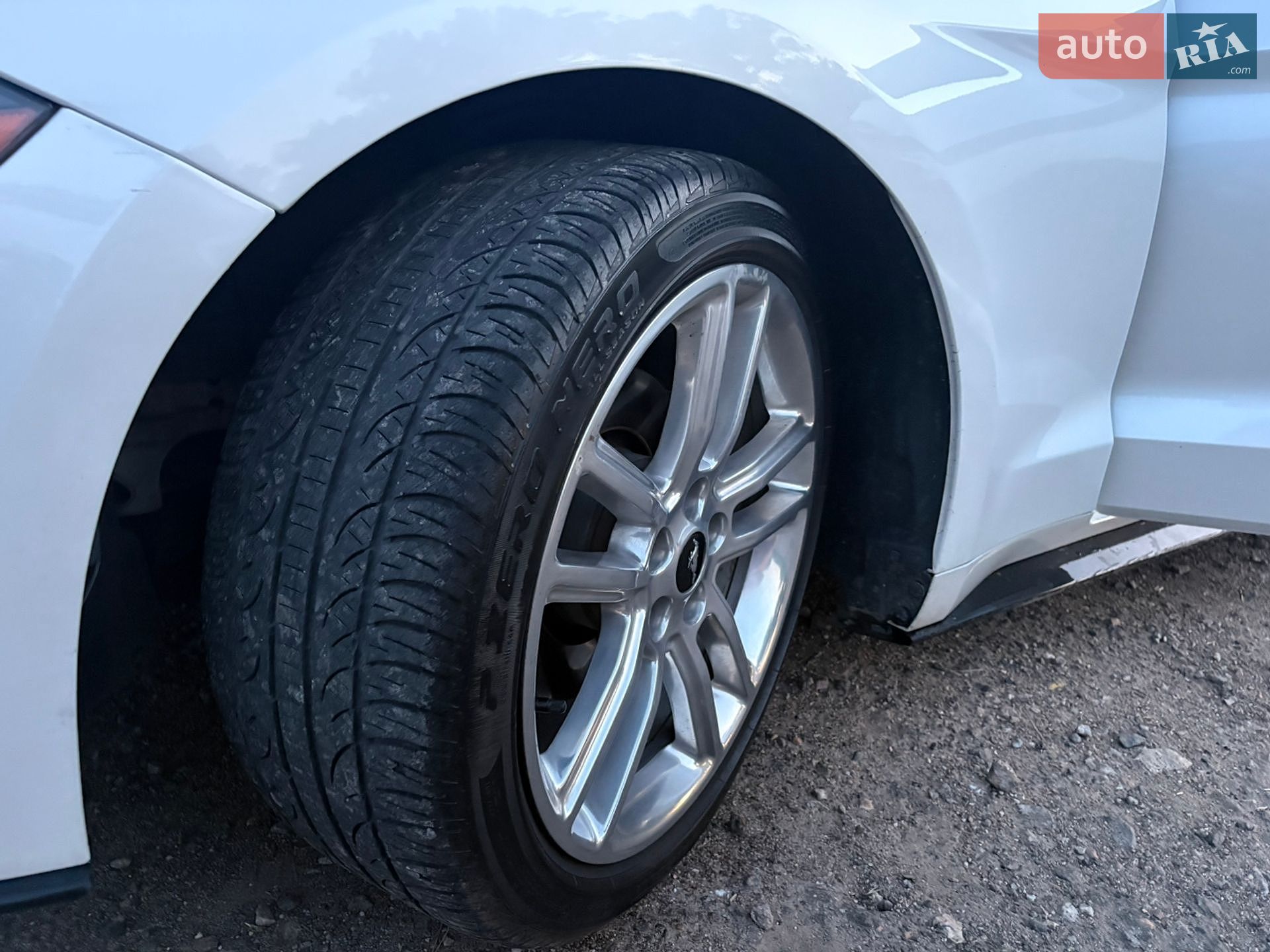 Ford Mustang 2017 VIN 1FA6P8TH7H5292174 фото оголошення 13 з 14