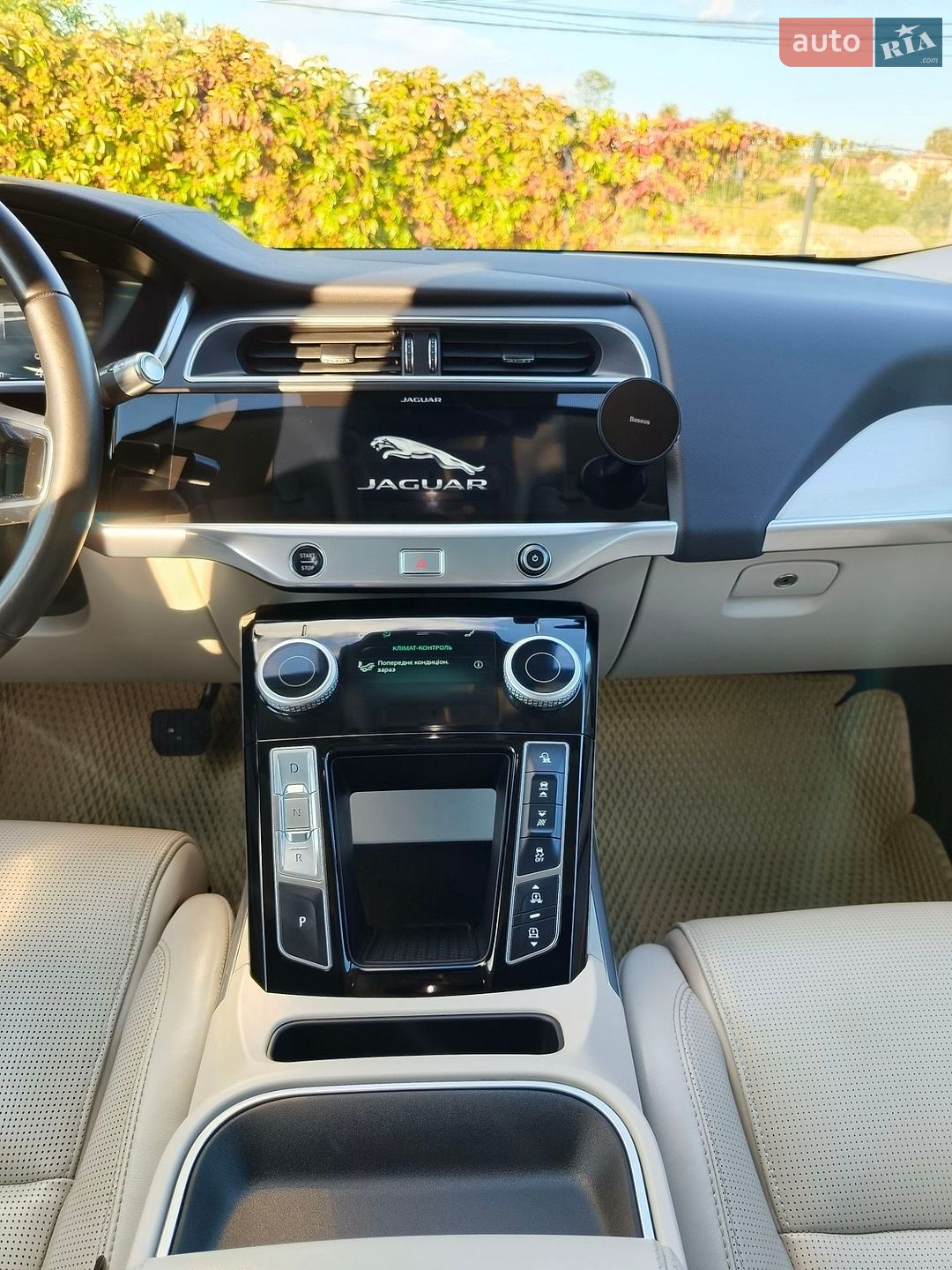 Jaguar I-Pace 2019 VIN SADHA2B14K1F70749 фото оголошення 18 з 20