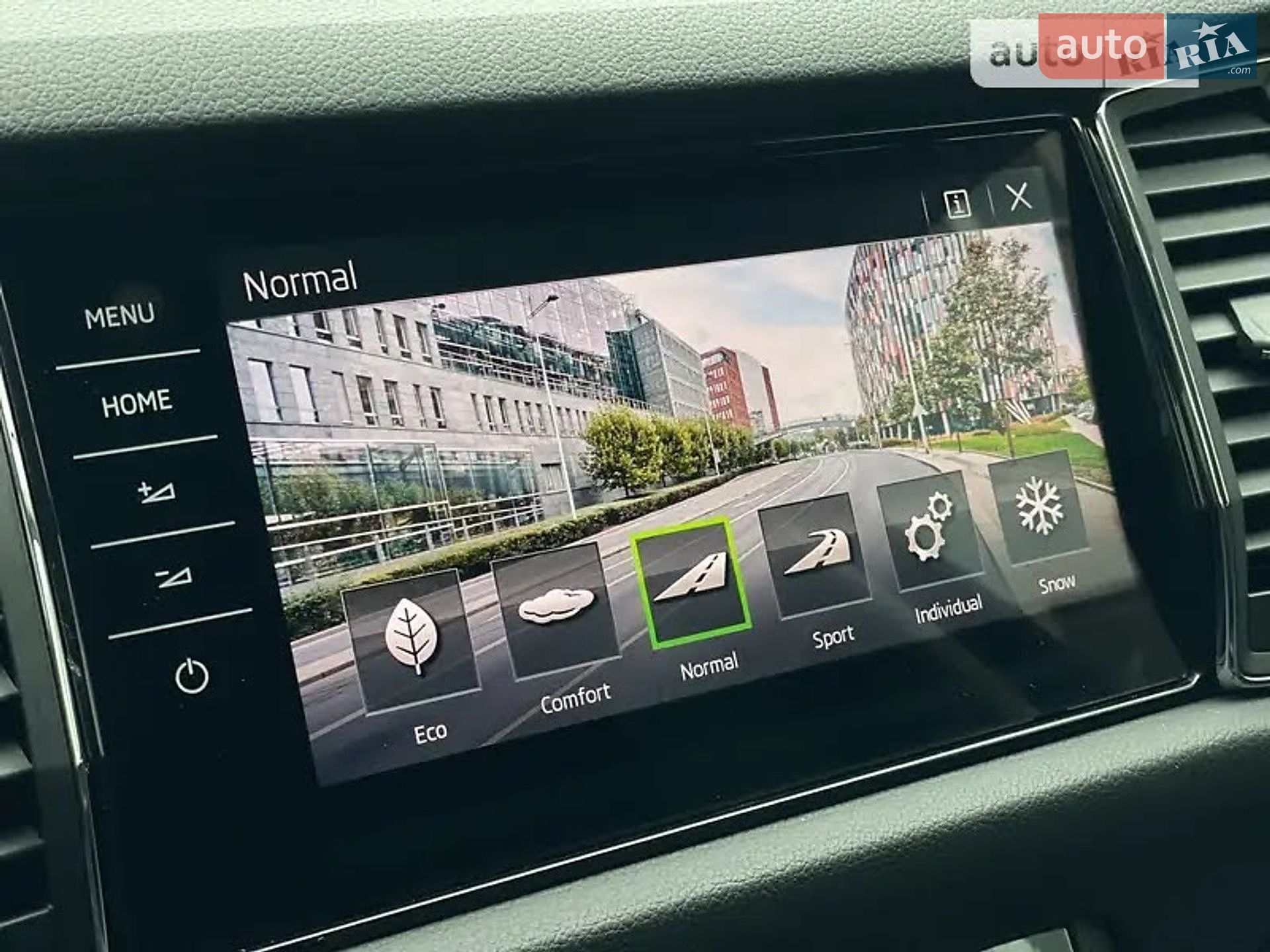 Skoda Kodiaq 2018 VIN TMBLK7NS4K8040855 фото оголошення 43 з 54