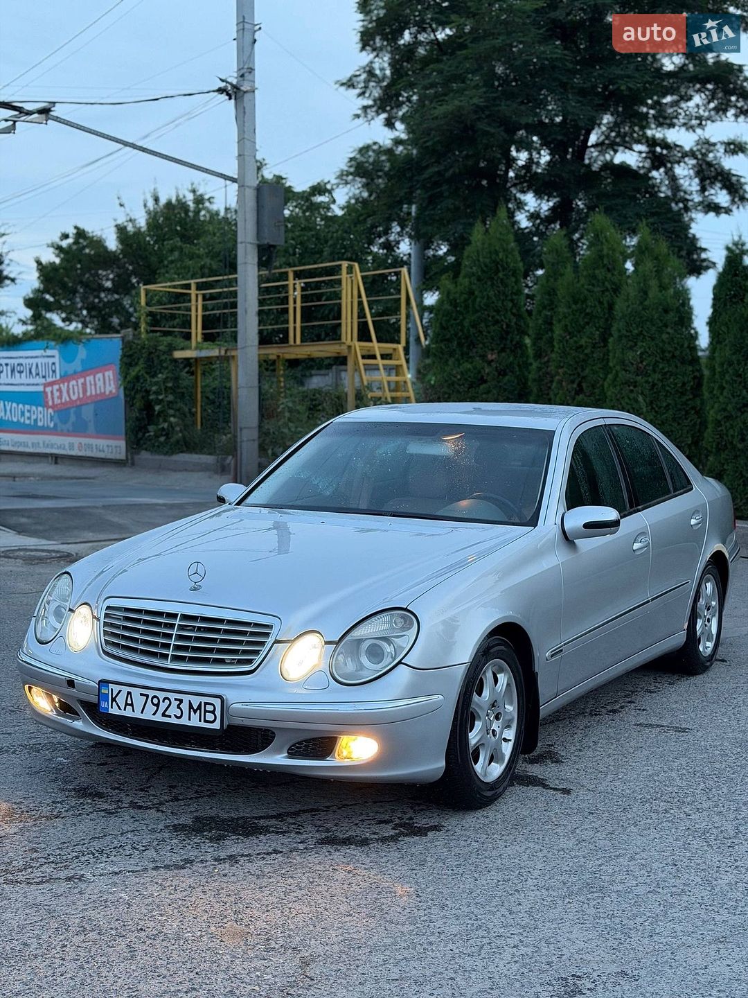 Mercedes-Benz E-Class 2003 VIN Y6D2110423A246009 фото оголошення 2 з 30