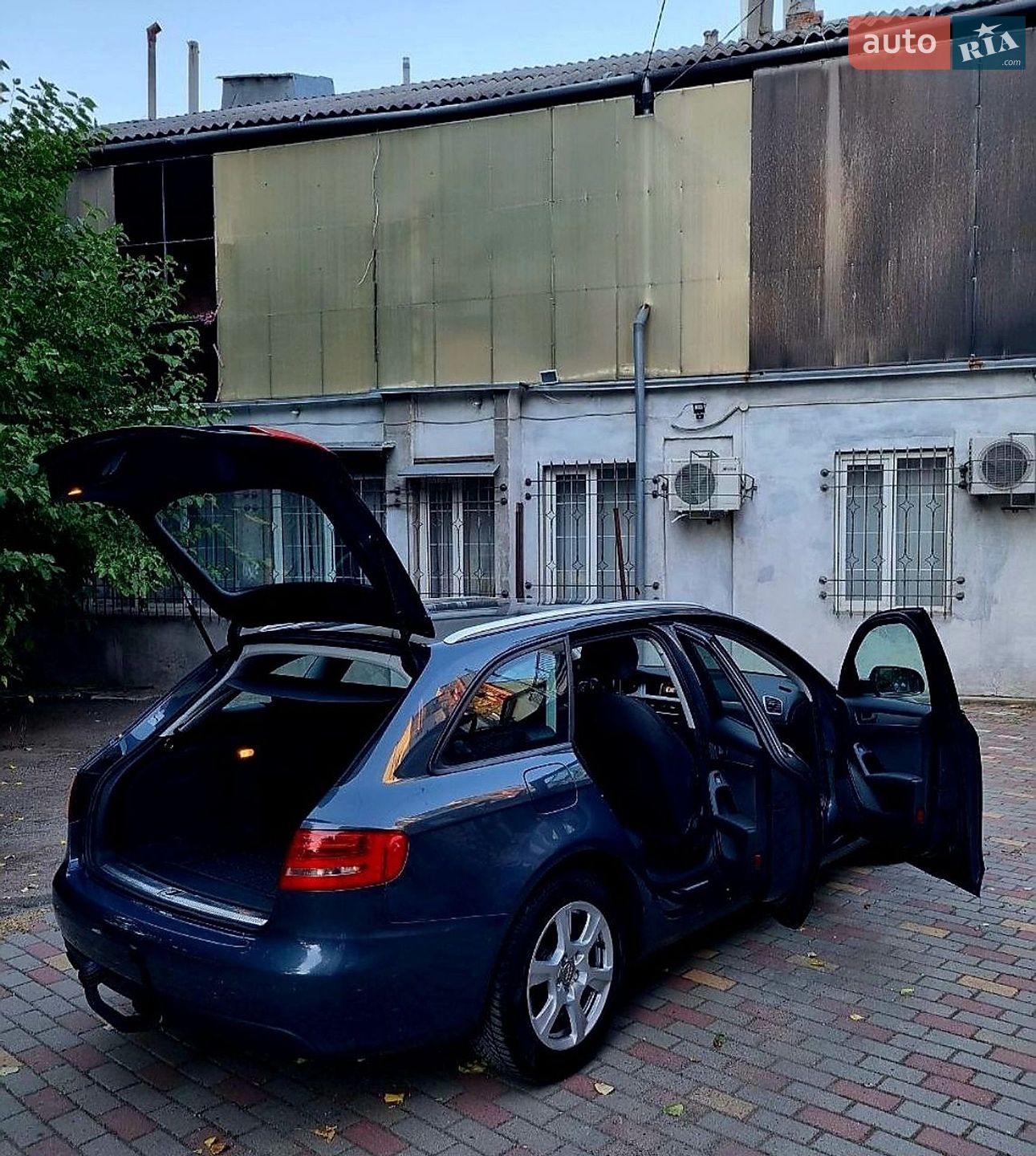 Audi A4 2009 VIN WAUZZZ8K9AA042229 фото оголошення 10 з 14