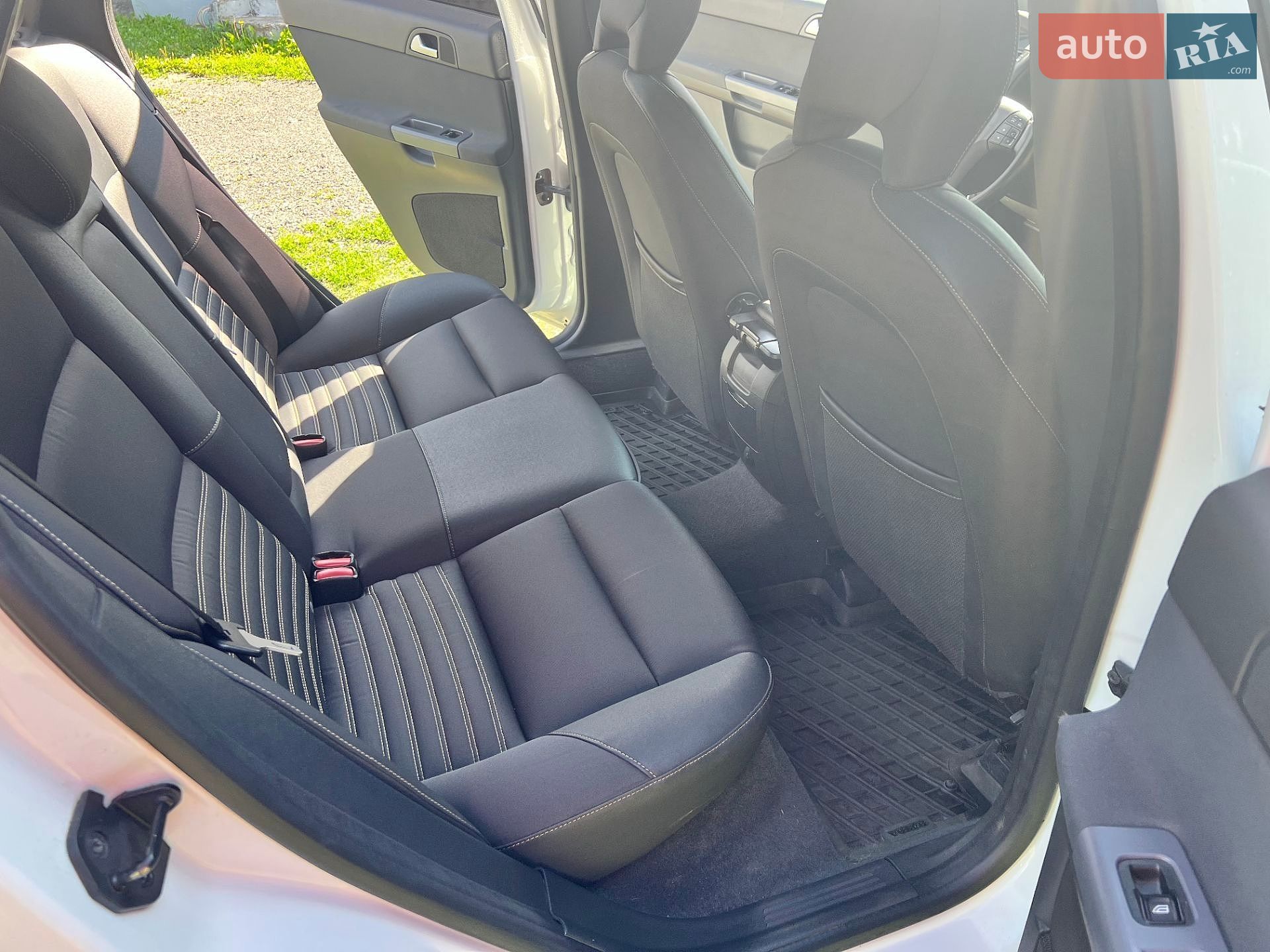 Volvo V50 2008 VIN YV1MW765292461216 фото оголошення 17 з 20