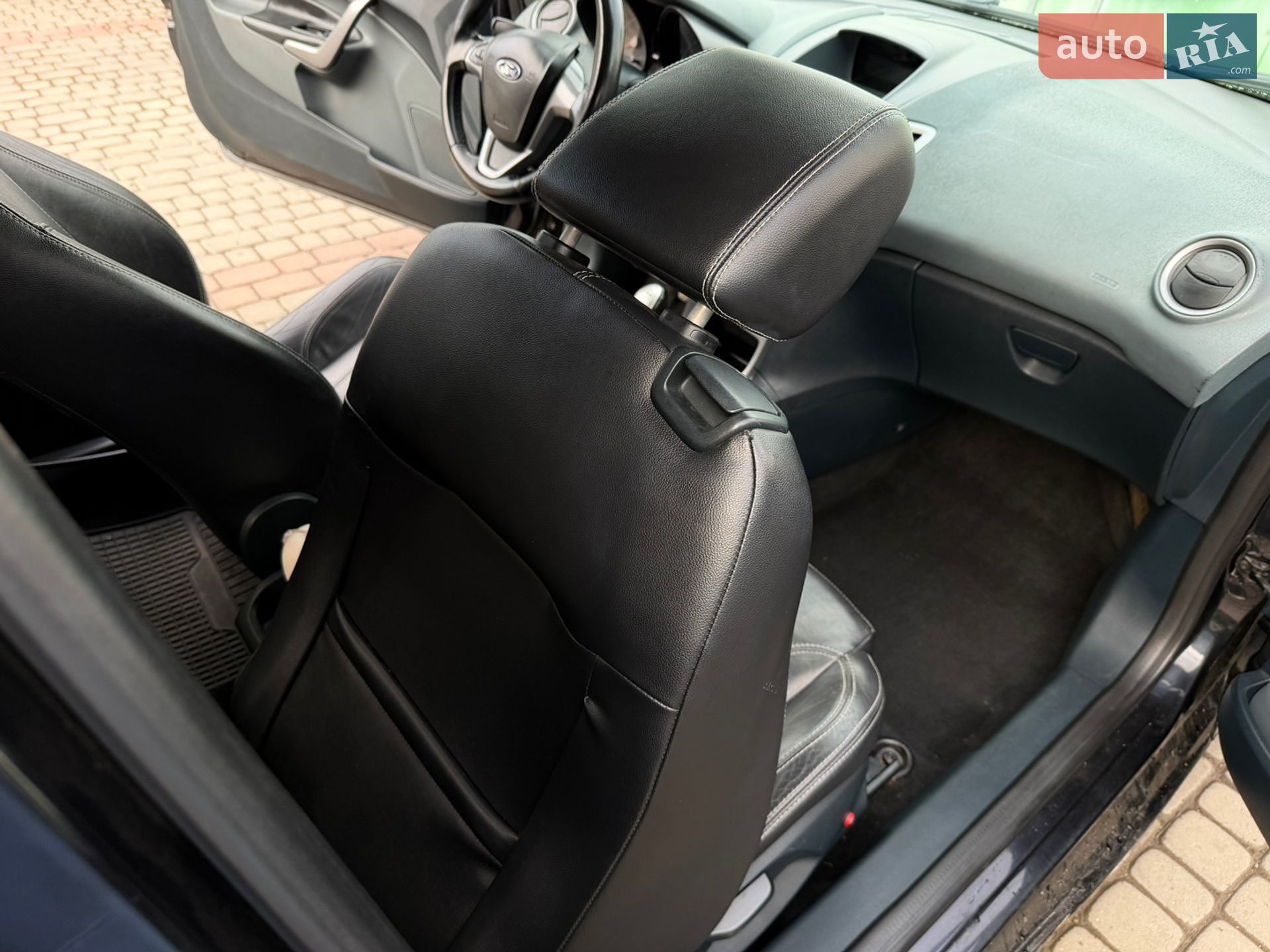 Ford Fiesta 2010 VIN WF0GXXGAJGAS43552 фото оголошення 15 з 21