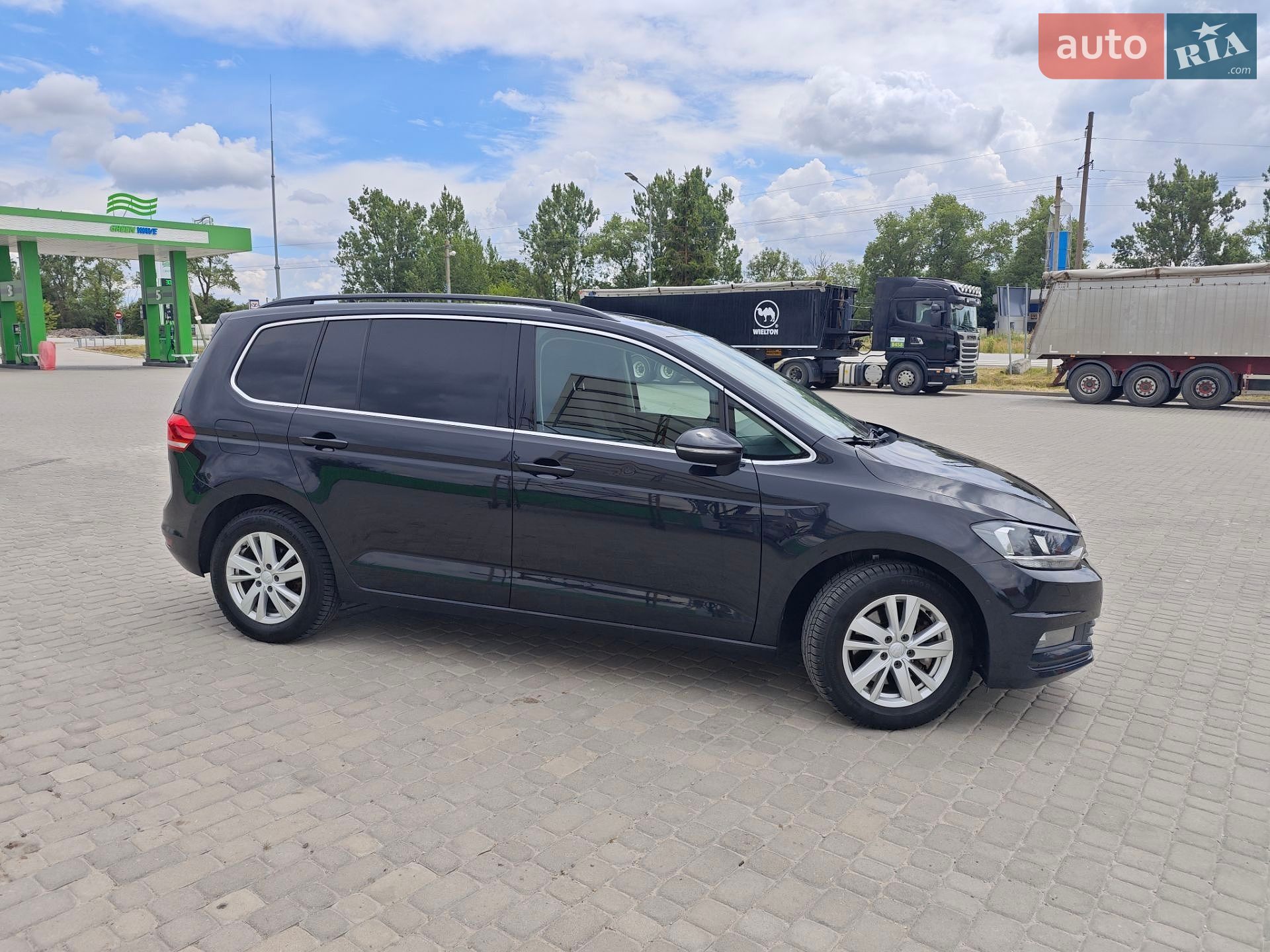 Volkswagen Touran 2018 VIN WVGZZZ1TZJW071938 фото оголошення 2 з 45