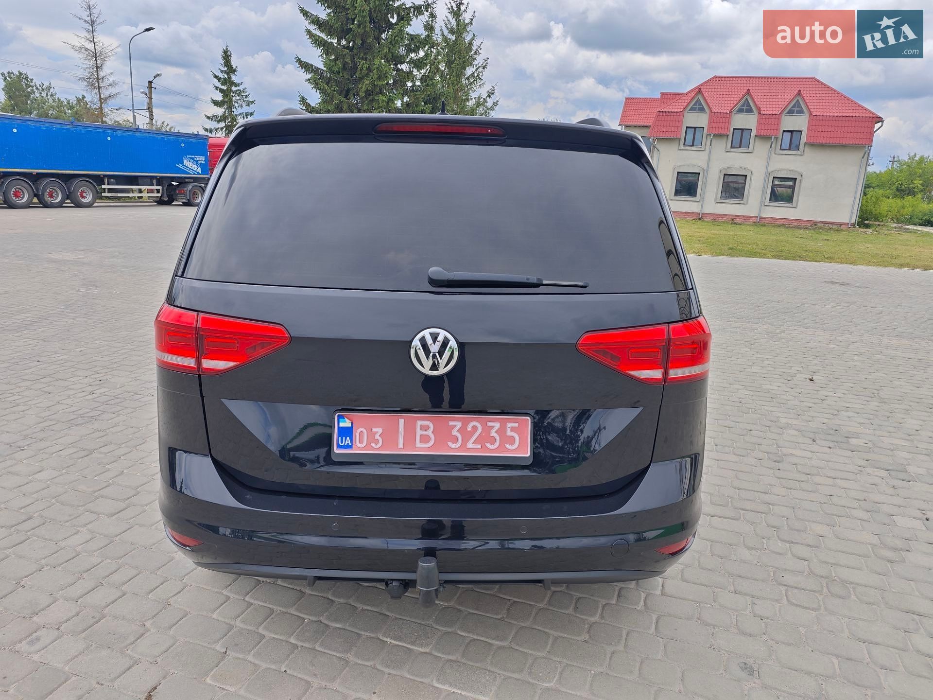 Volkswagen Touran 2018 VIN WVGZZZ1TZJW071938 фото оголошення 4 з 45