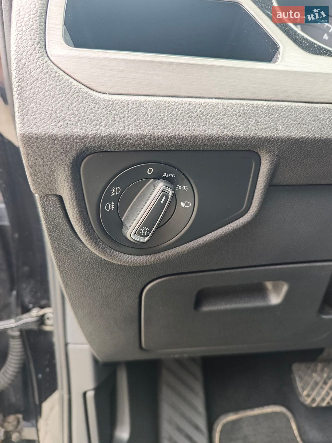 Volkswagen Touran 2018 VIN WVGZZZ1TZJW071938 фото оголошення 21 з 45