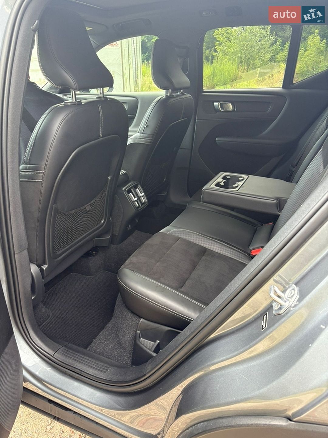 Volvo Xc40 2018 VIN YV4AC2HM6K2045723 фото оголошення 13 з 25