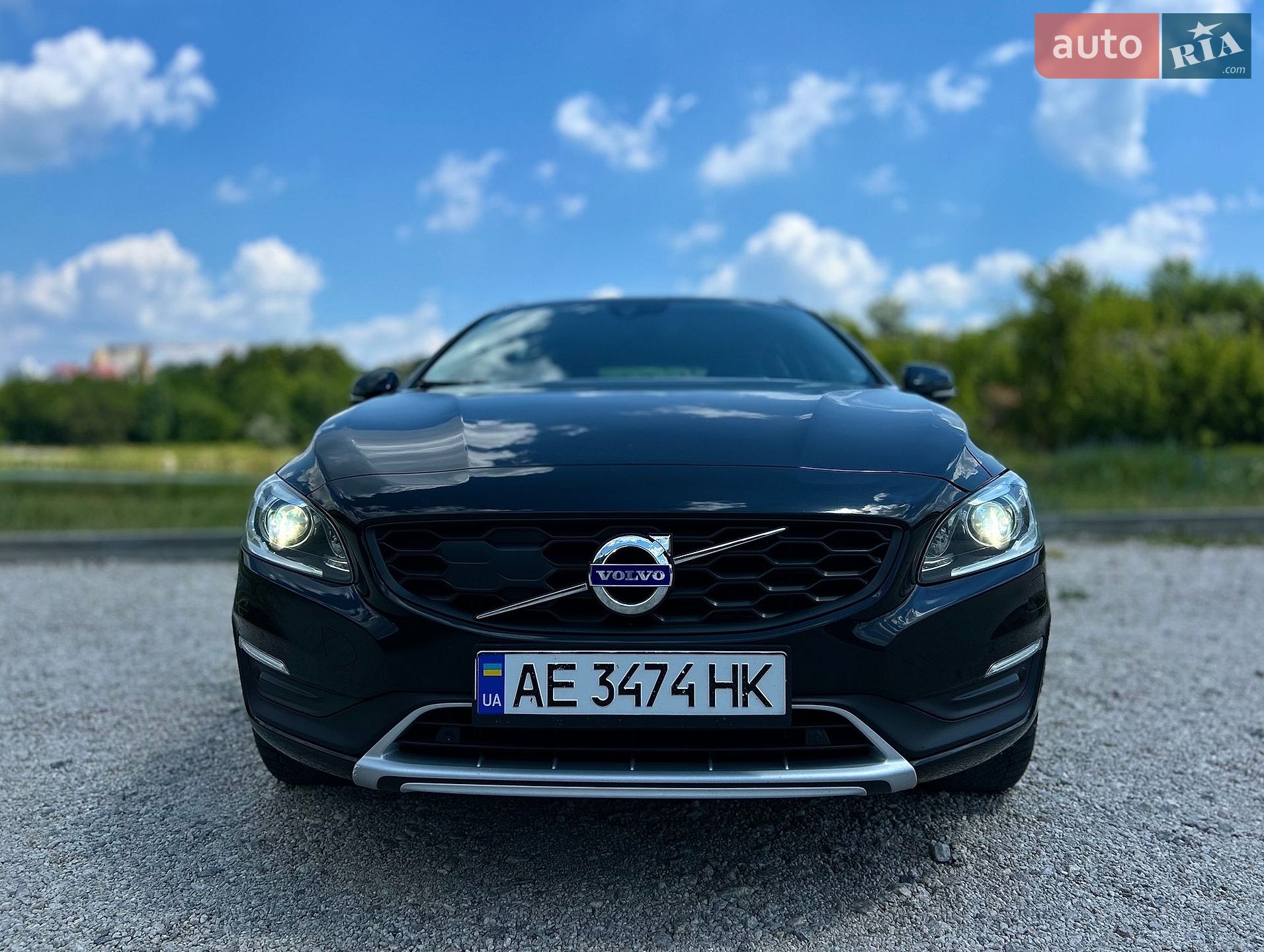 Volvo V60 Cross Country 2017 VIN YV1FZA5C6H1038157 фото оголошення 4 з 4