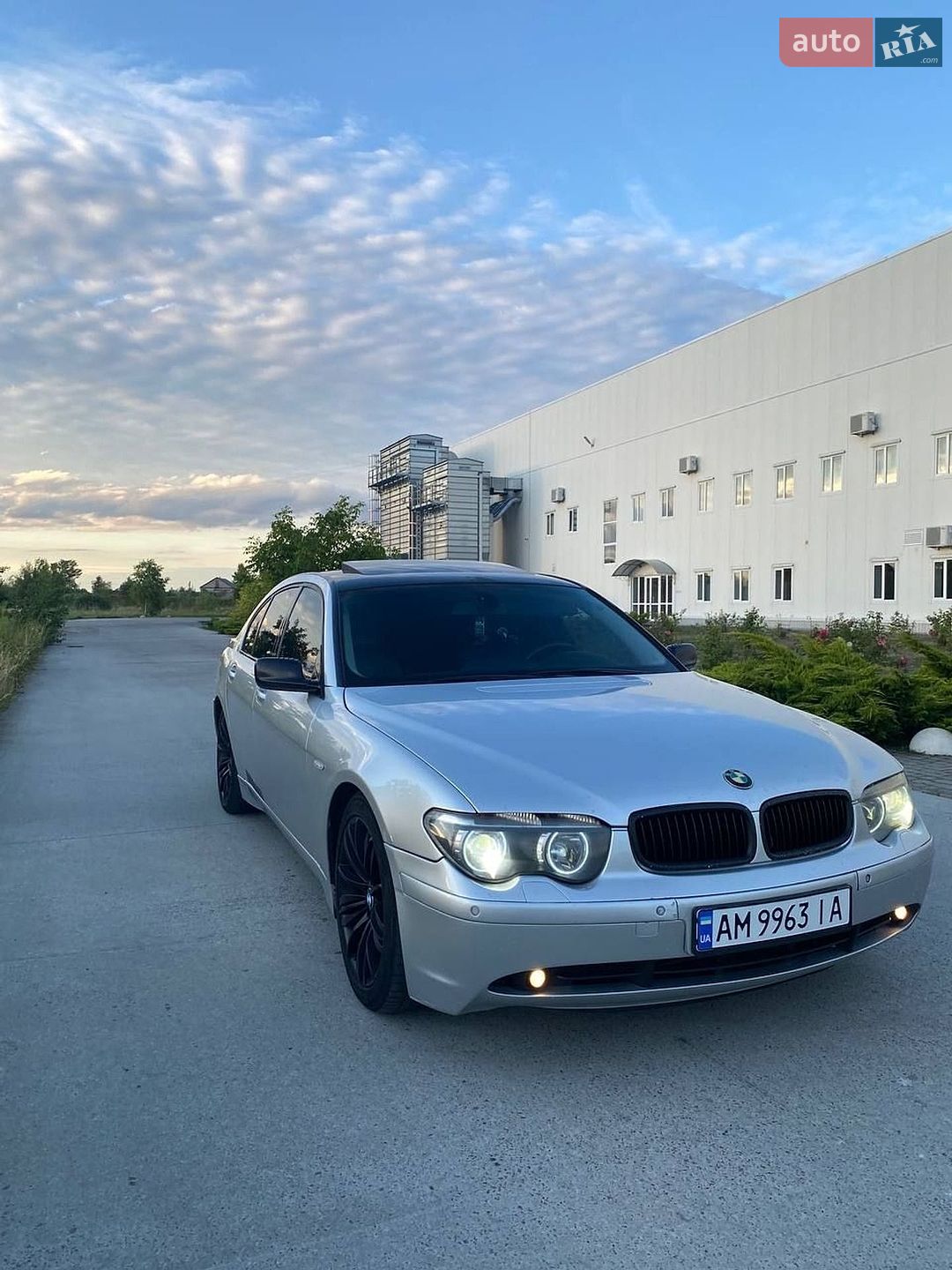 BMW 7 Series 2004 VIN WBAGM21010DR56879 фото оголошення 5 з 26