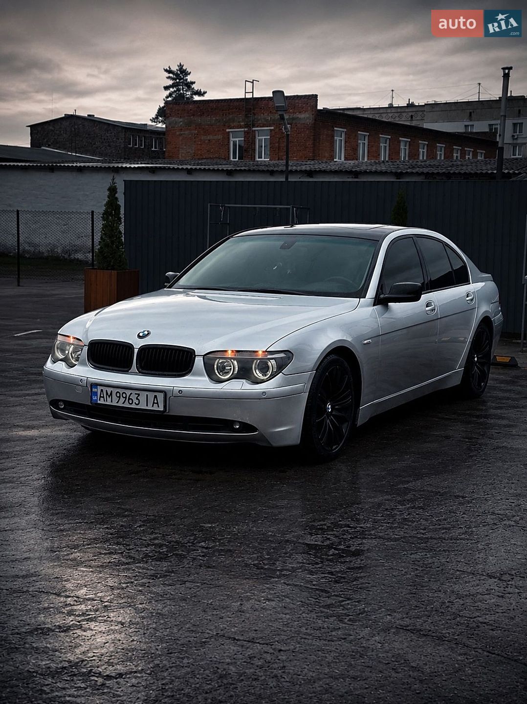 BMW 7 Series 2004 VIN WBAGM21010DR56879 фото оголошення 25 з 26