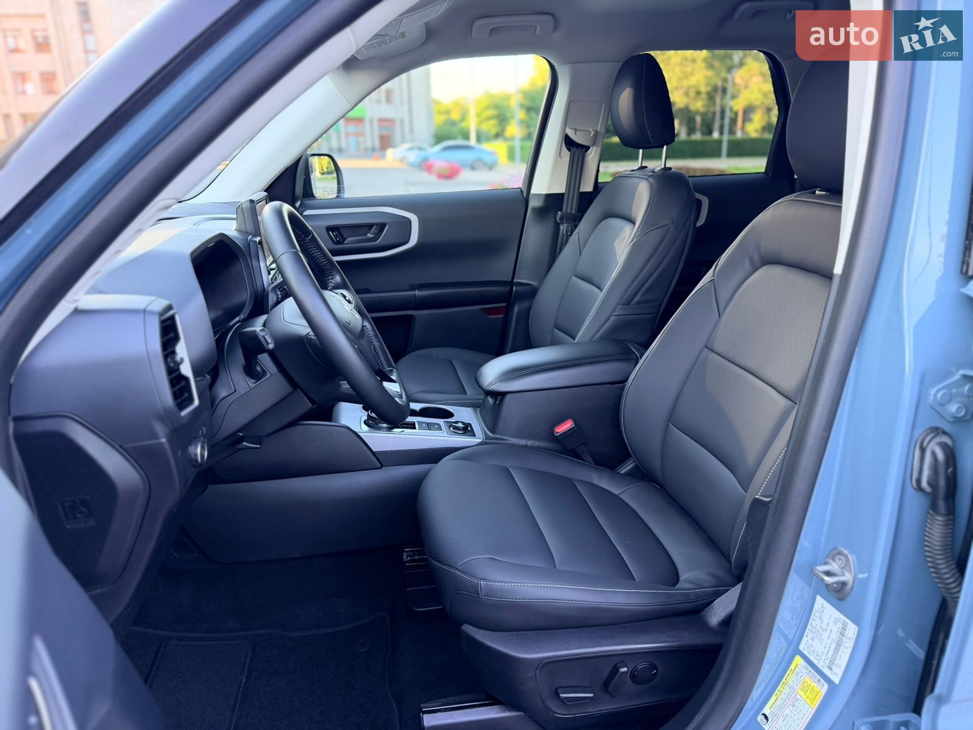 Ford Bronco Sport 2023 VIN 3FMCR9B66NRE03136 фото оголошення 12 з 42