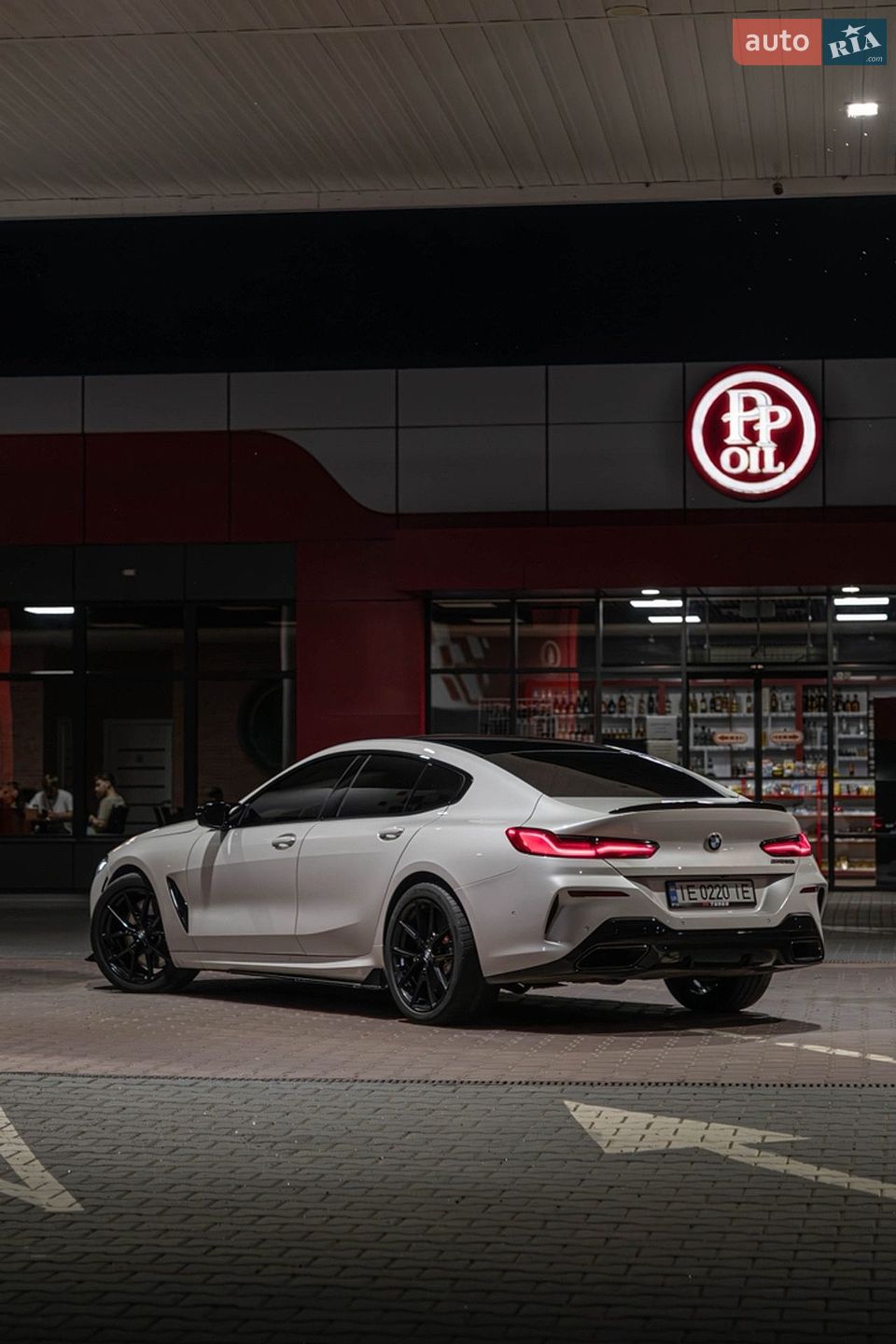 BMW 8 Series Gran Coupe 2023 VIN WBAGV8C06RCN49236 фото оголошення 3 з 27