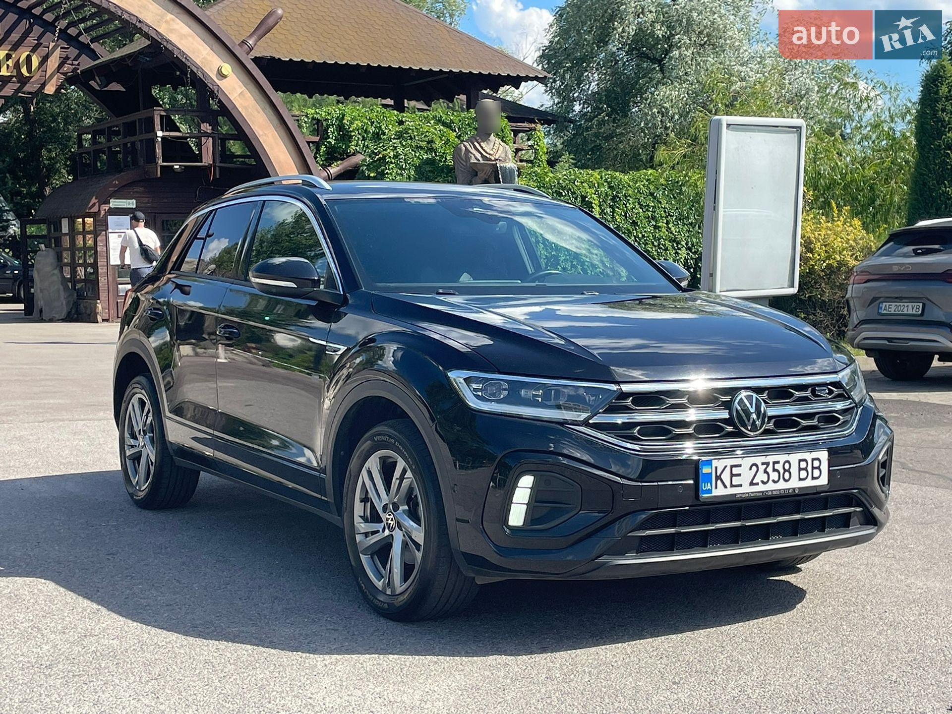 Volkswagen T-Roc 2022 VIN WVGZZZA1ZNV093121 фото оголошення 3 з 15