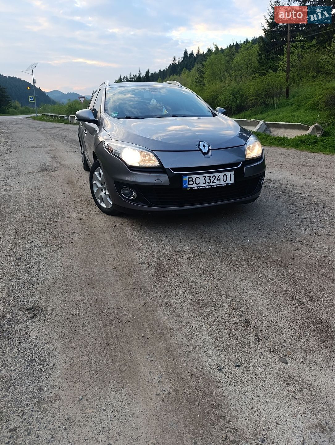 Renault Megane 2012 VIN VF1KZ140647994055 фото оголошення 2 з 11