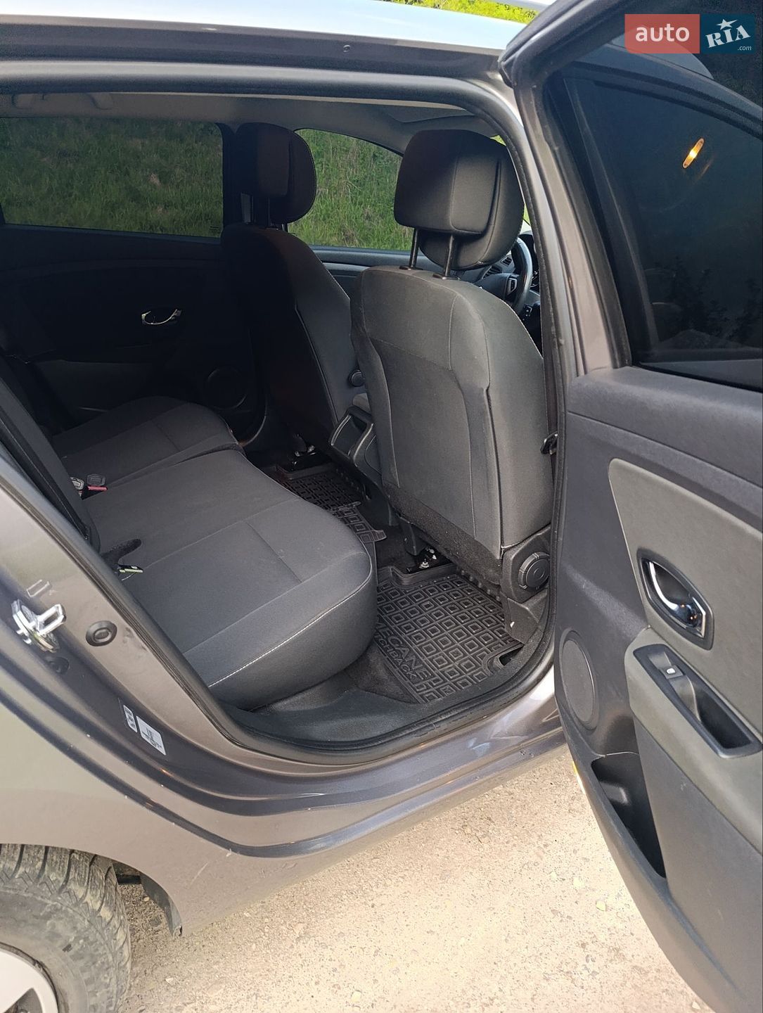 Renault Megane 2012 VIN VF1KZ140647994055 фото оголошення 5 з 11