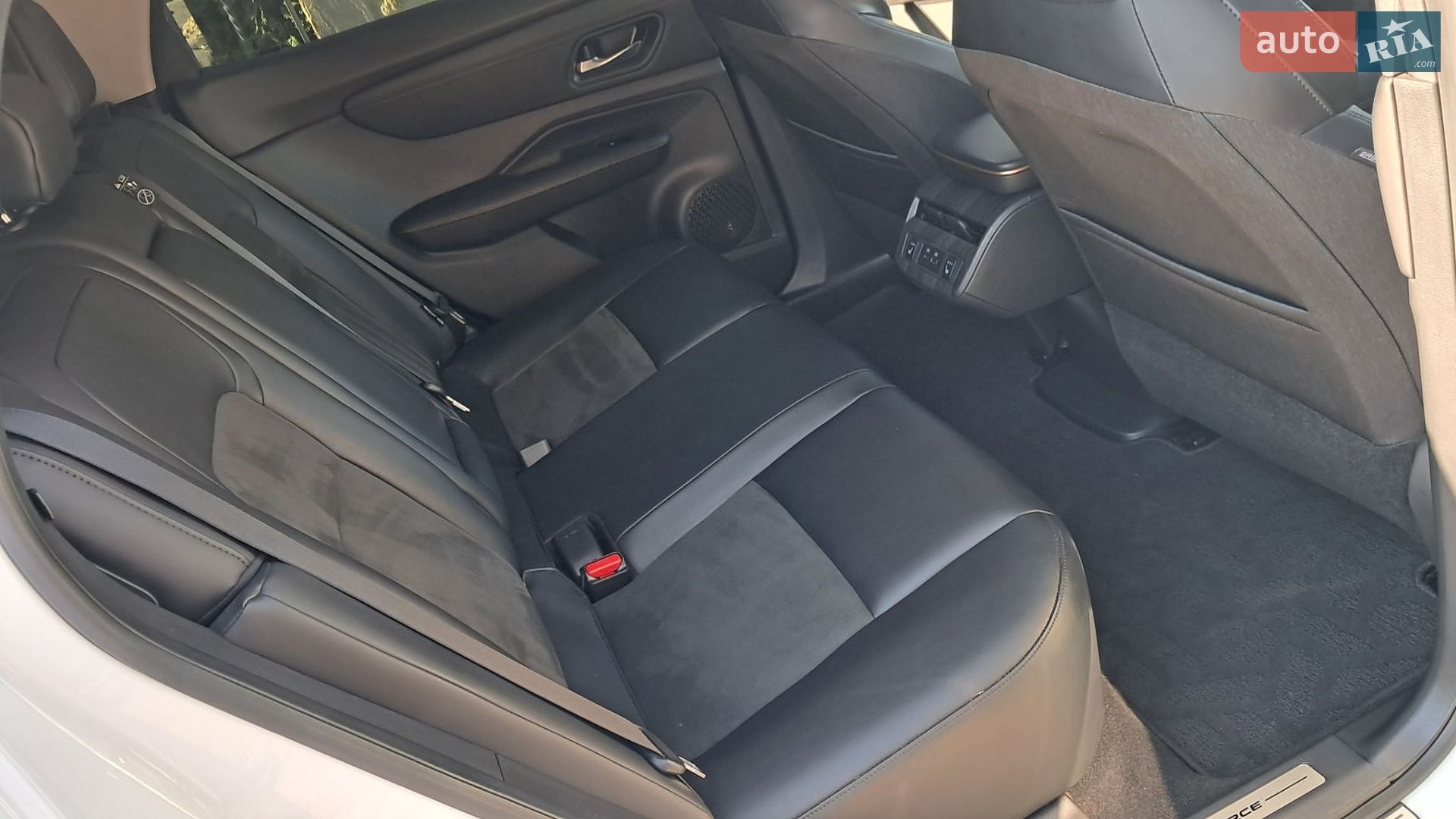 Nissan Ariya 2023 VIN JN1CF0BB1RM734780 фото оголошення 18 з 29