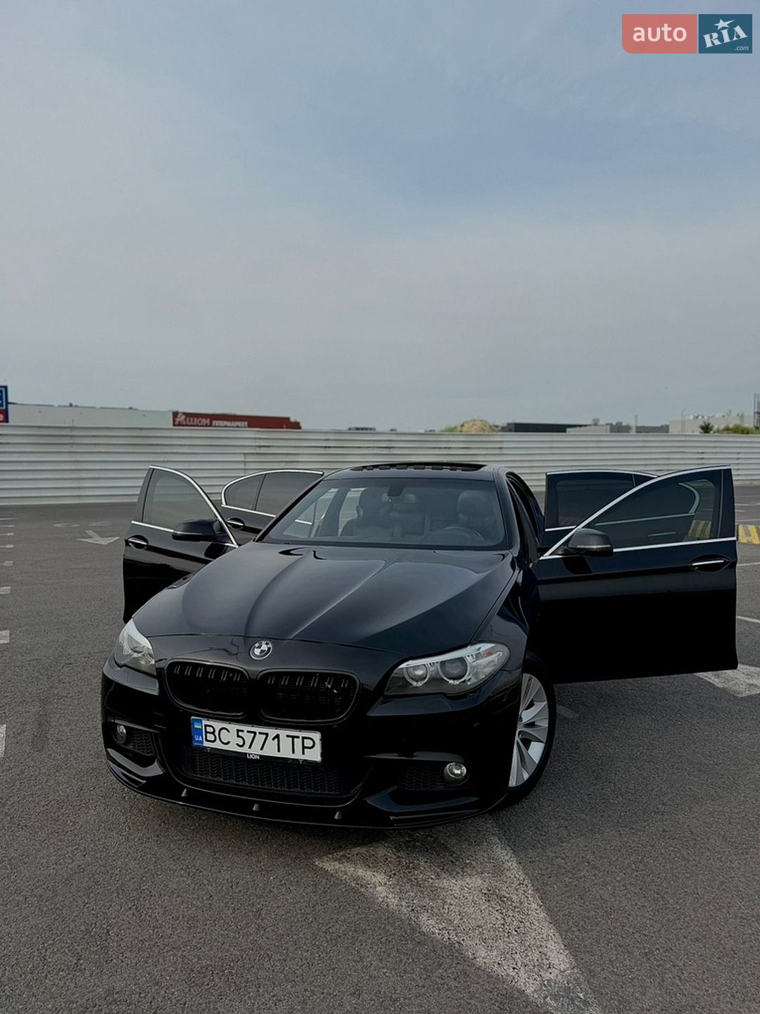 BMW 5 Series 2015 VIN WBA5A5C54FD523091 фото оголошення 13 з 13