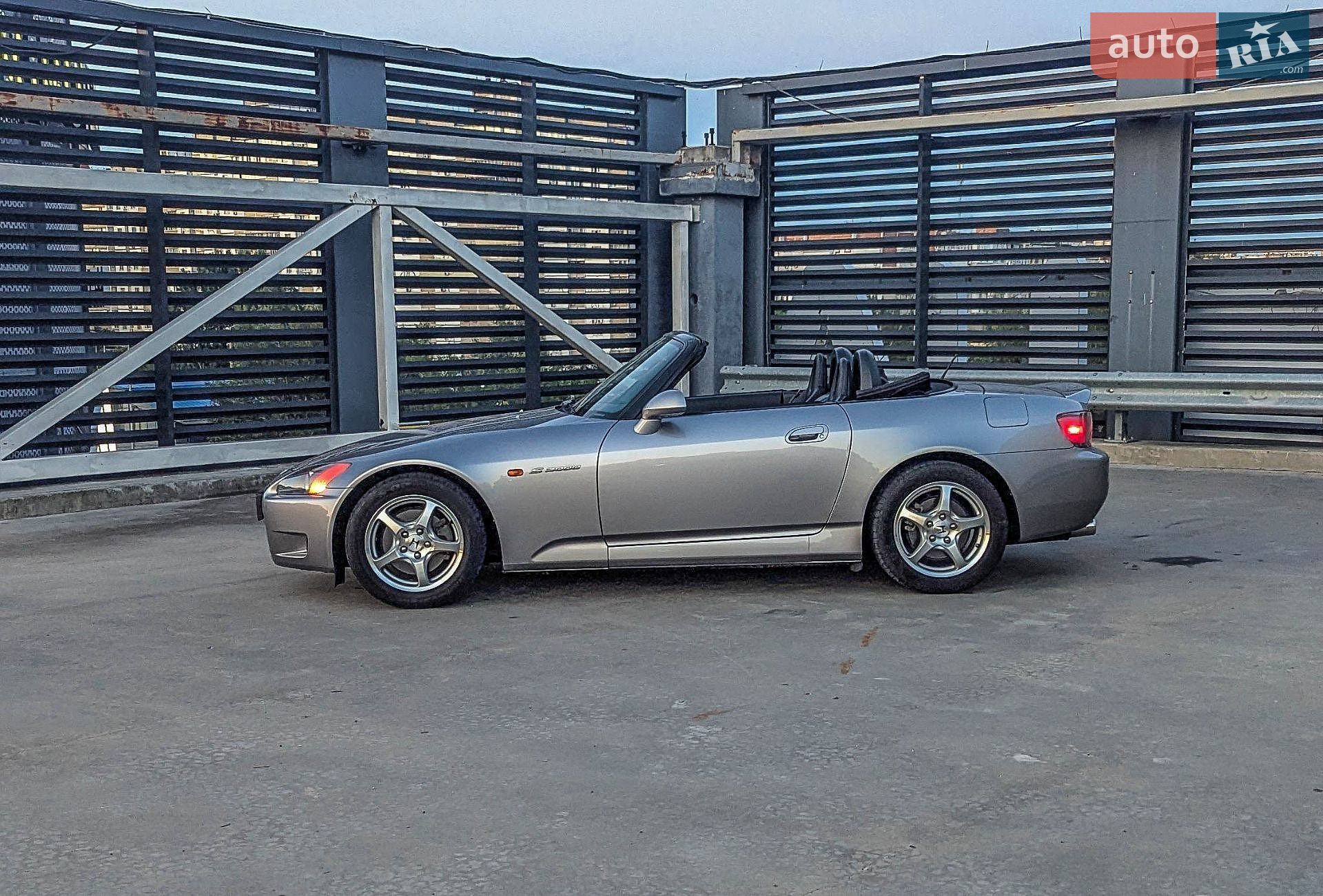 Honda S2000 2001 VIN JHMAP11411T008937 фото оголошення 2 з 102