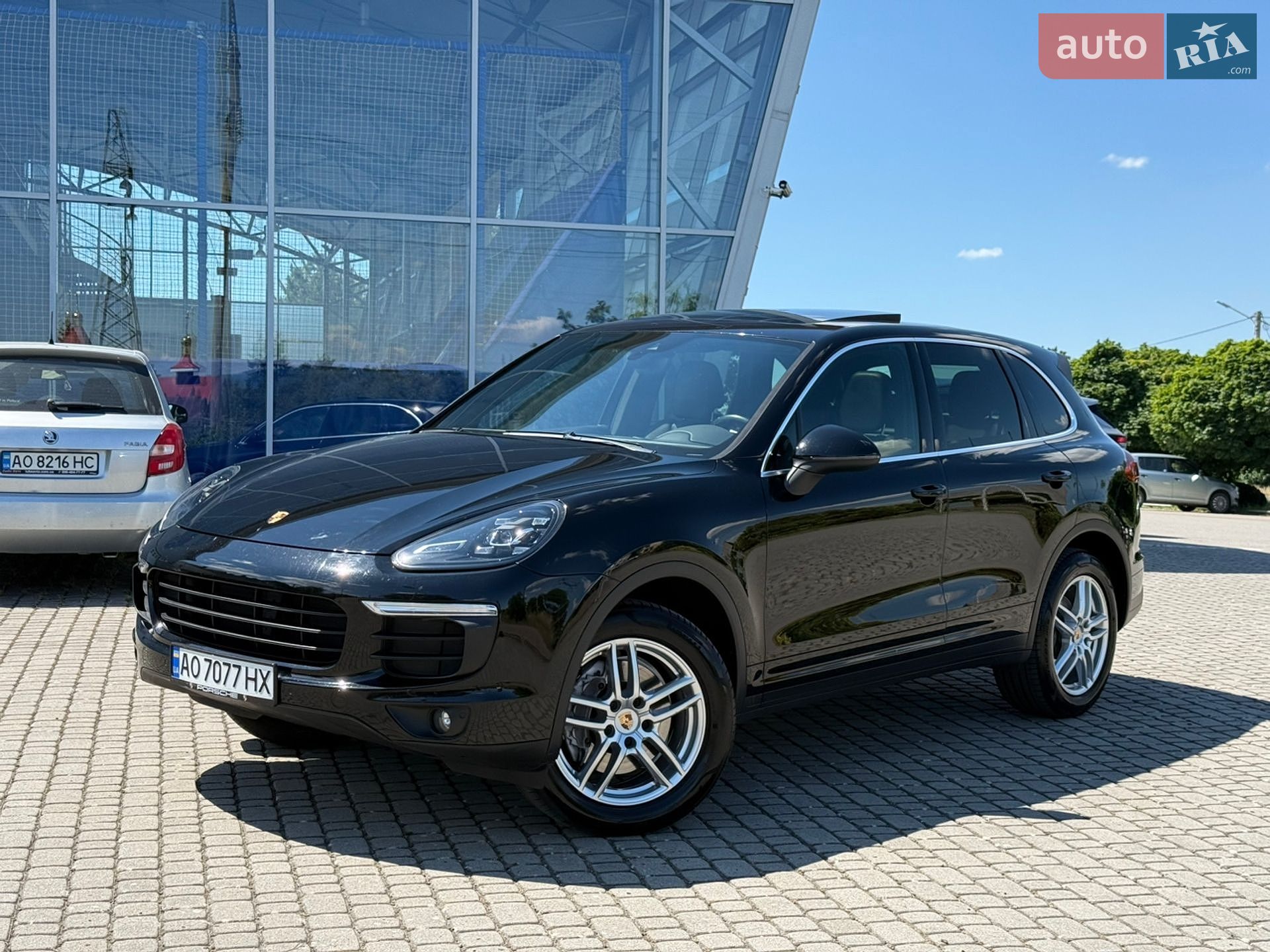 Porsche Cayenne 2015 VIN WP1AA2A22GLA06452 фото оголошення 2 з 44