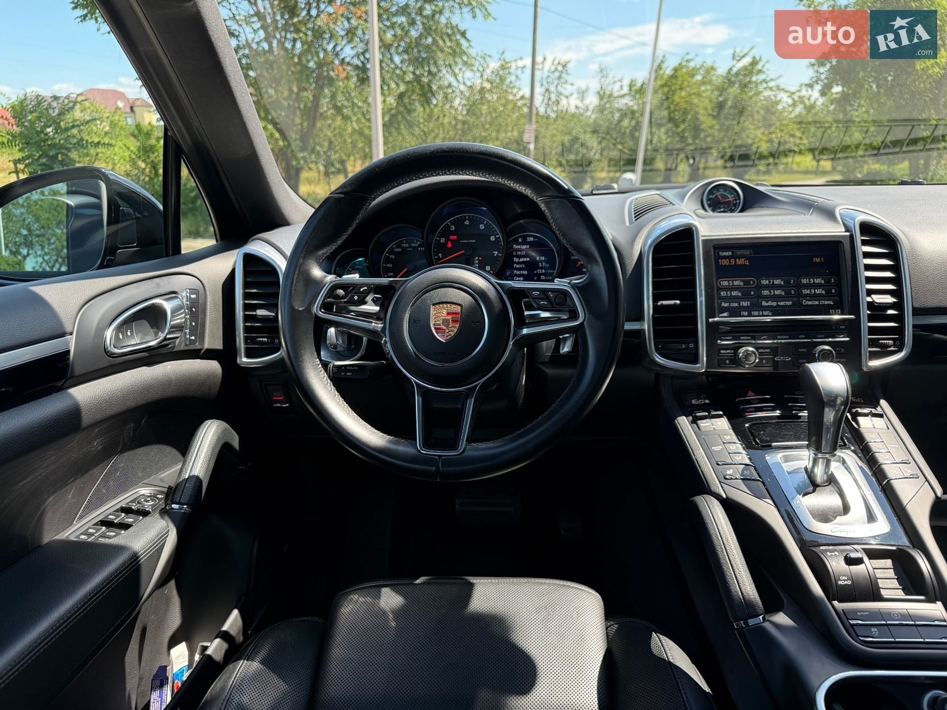 Porsche Cayenne 2015 VIN WP1AA2A22GLA06452 фото оголошення 26 з 44