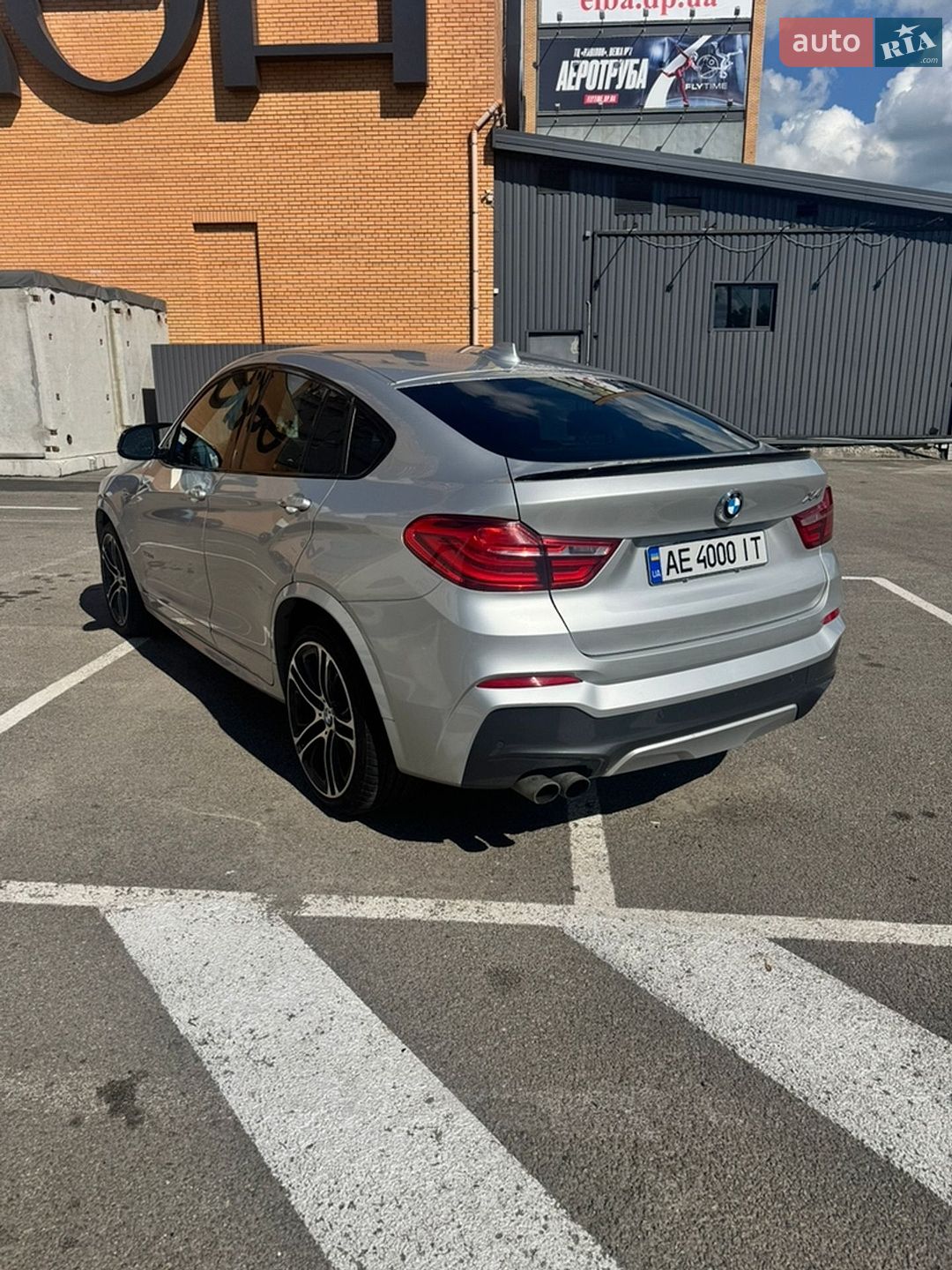 BMW X4 2016 VIN 5UXXW3C52H0R23256 фото оголошення 4 з 15