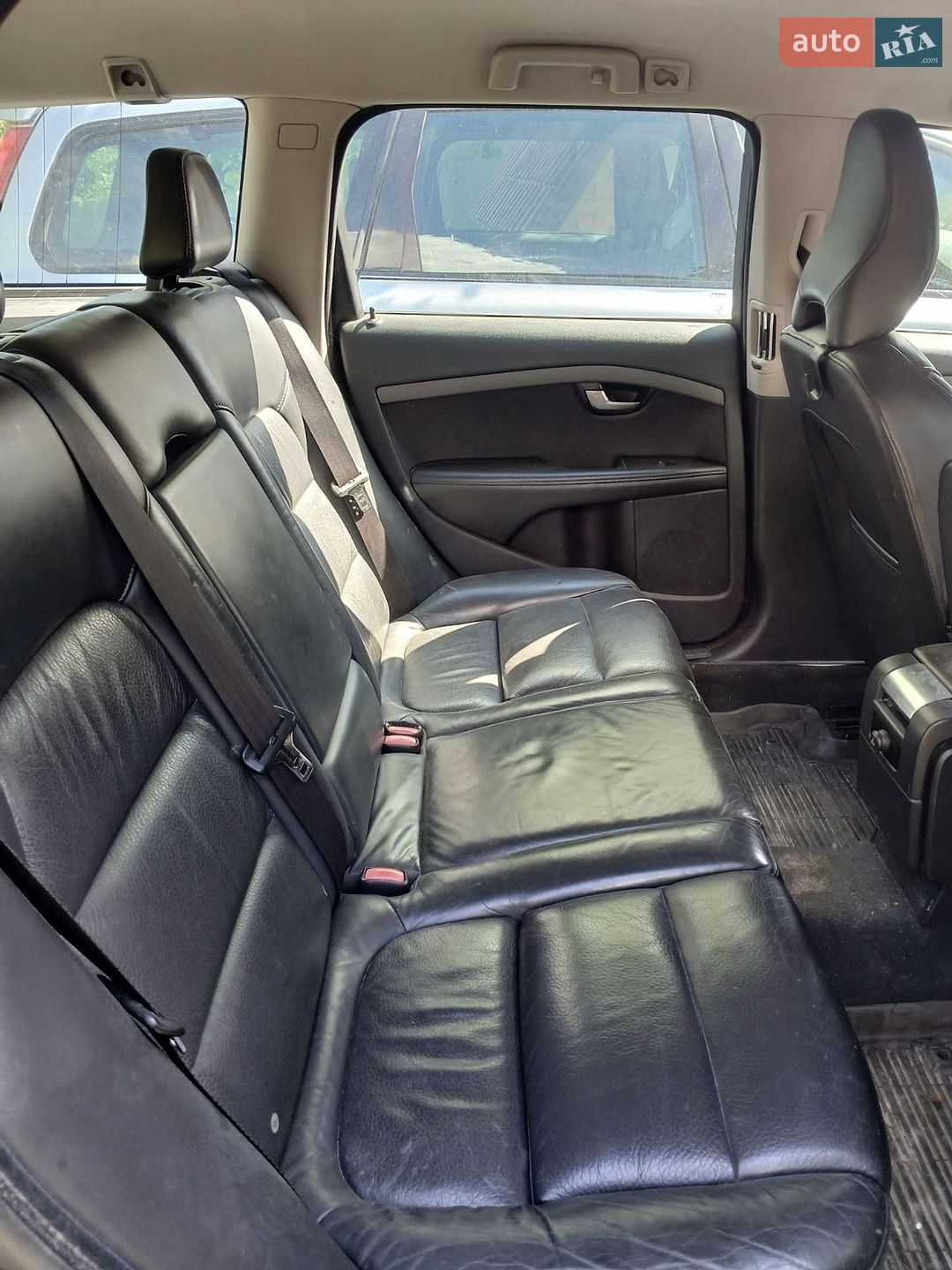 Volvo V70 2013 VIN YV1BW63H0E1287622 фото оголошення 2 з 6