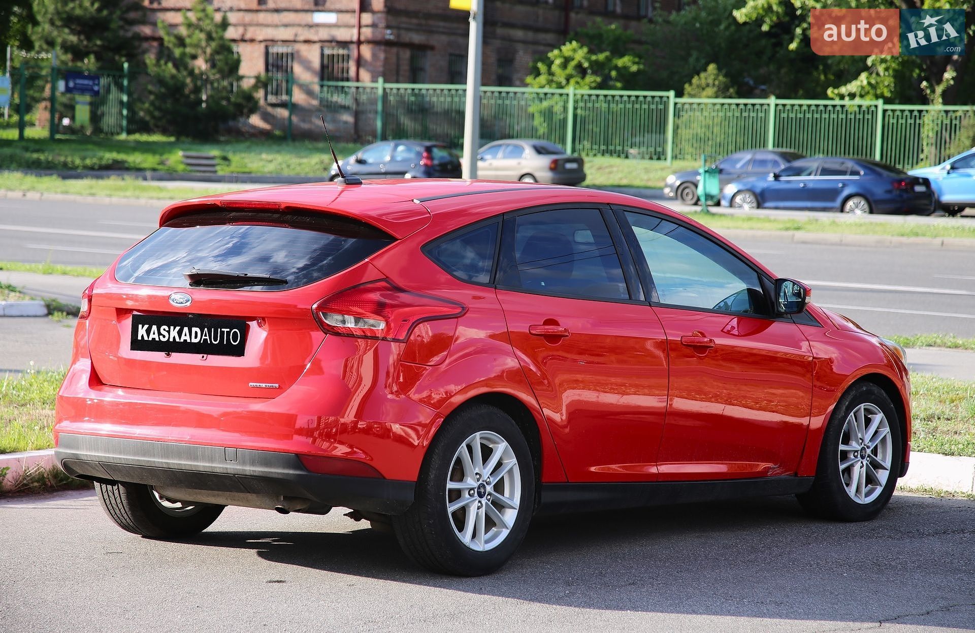 Ford Focus 2017 VIN 1FADP3K23HL247283 фото оголошення 6 з 21