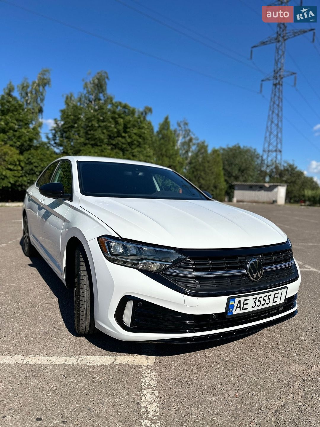 Volkswagen Jetta 2023 VIN 3VWBM7BU0PM055798 фото оголошення 6 з 14
