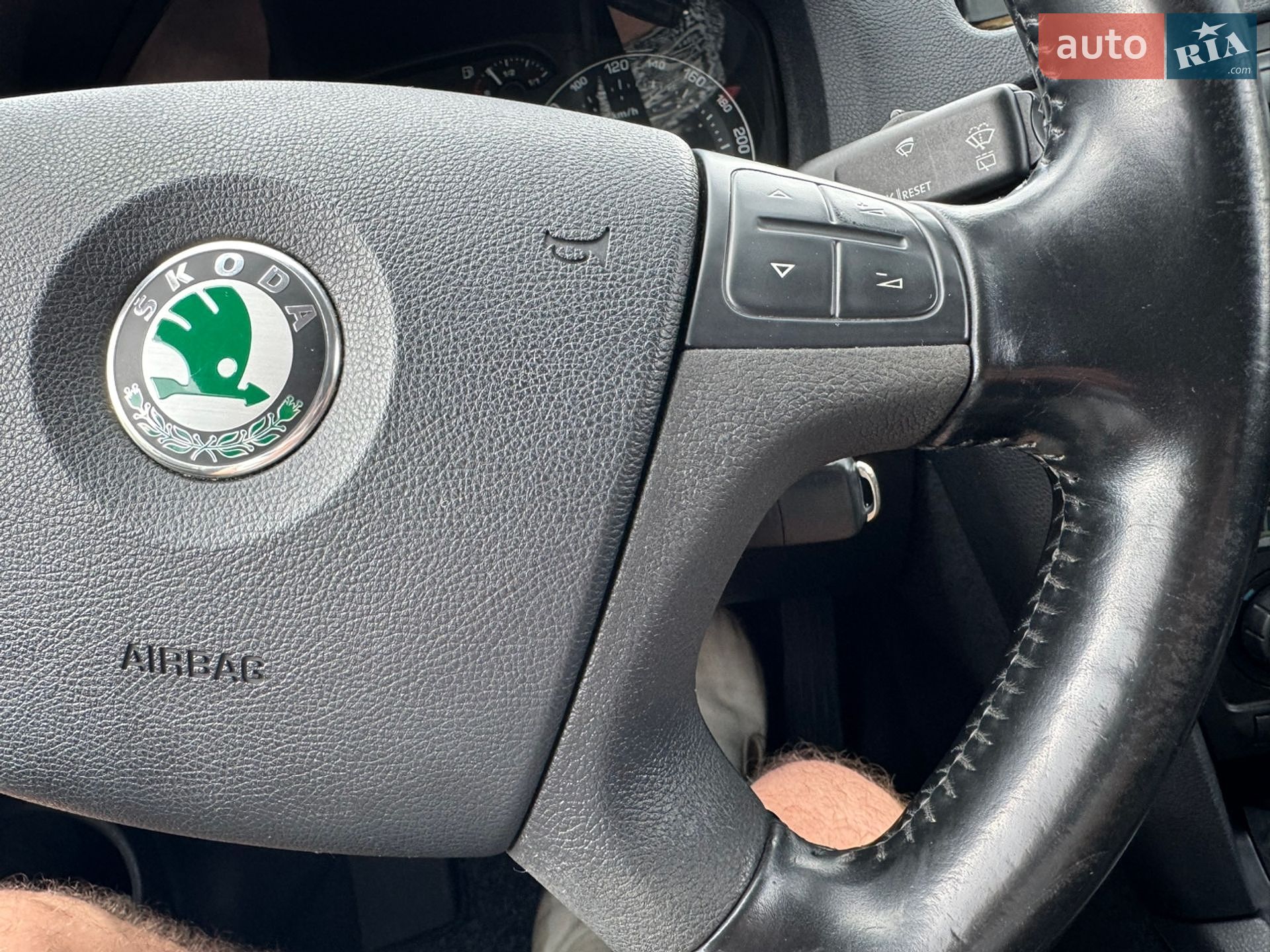 Skoda Octavia 2004 VIN TMBCA61Z658023236 фото оголошення 19 з 37