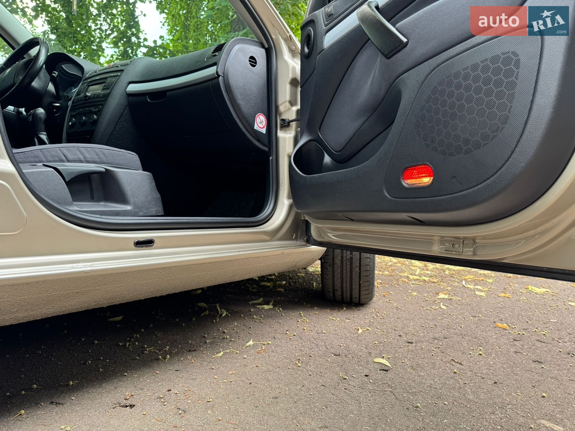 Skoda Octavia 2004 VIN TMBCA61Z658023236 фото оголошення 12 з 37