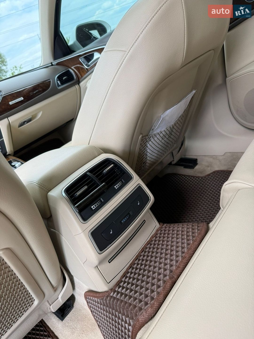 Audi A6 2015 VIN WAUFFAFC0GN118737 фото оголошення 12 з 16