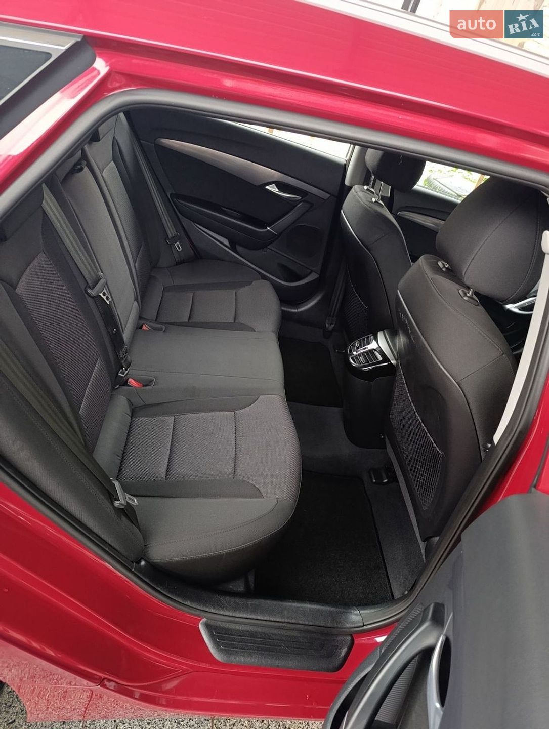 Hyundai i40 2015 VIN KMHLC81UBFU101638 фото оголошення 15 з 16