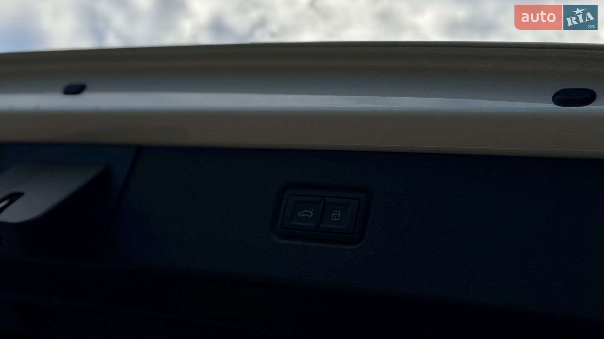 Audi Q5 e-tron 2025 VIN LSV1D5G47R2012045 фото оголошення 26 з 32