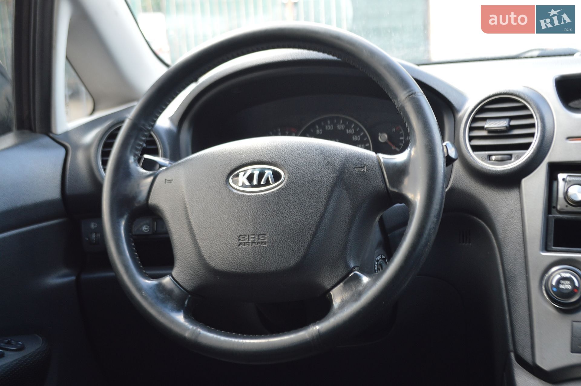 KIA Carens 2007 VIN Y6LFG52138L000664 фото оголошення 11 з 20
