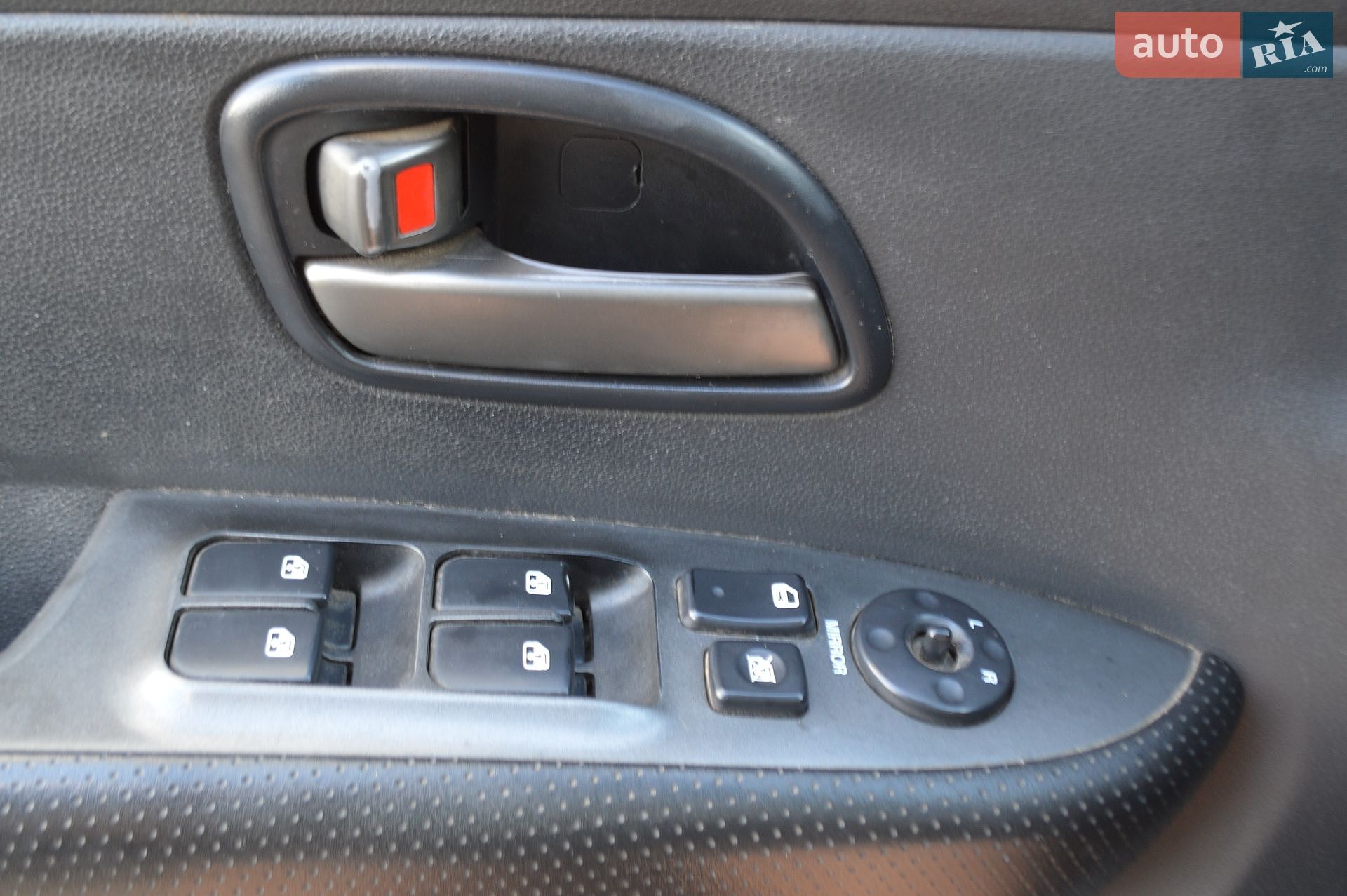 KIA Carens 2007 VIN Y6LFG52138L000664 фото оголошення 14 з 20