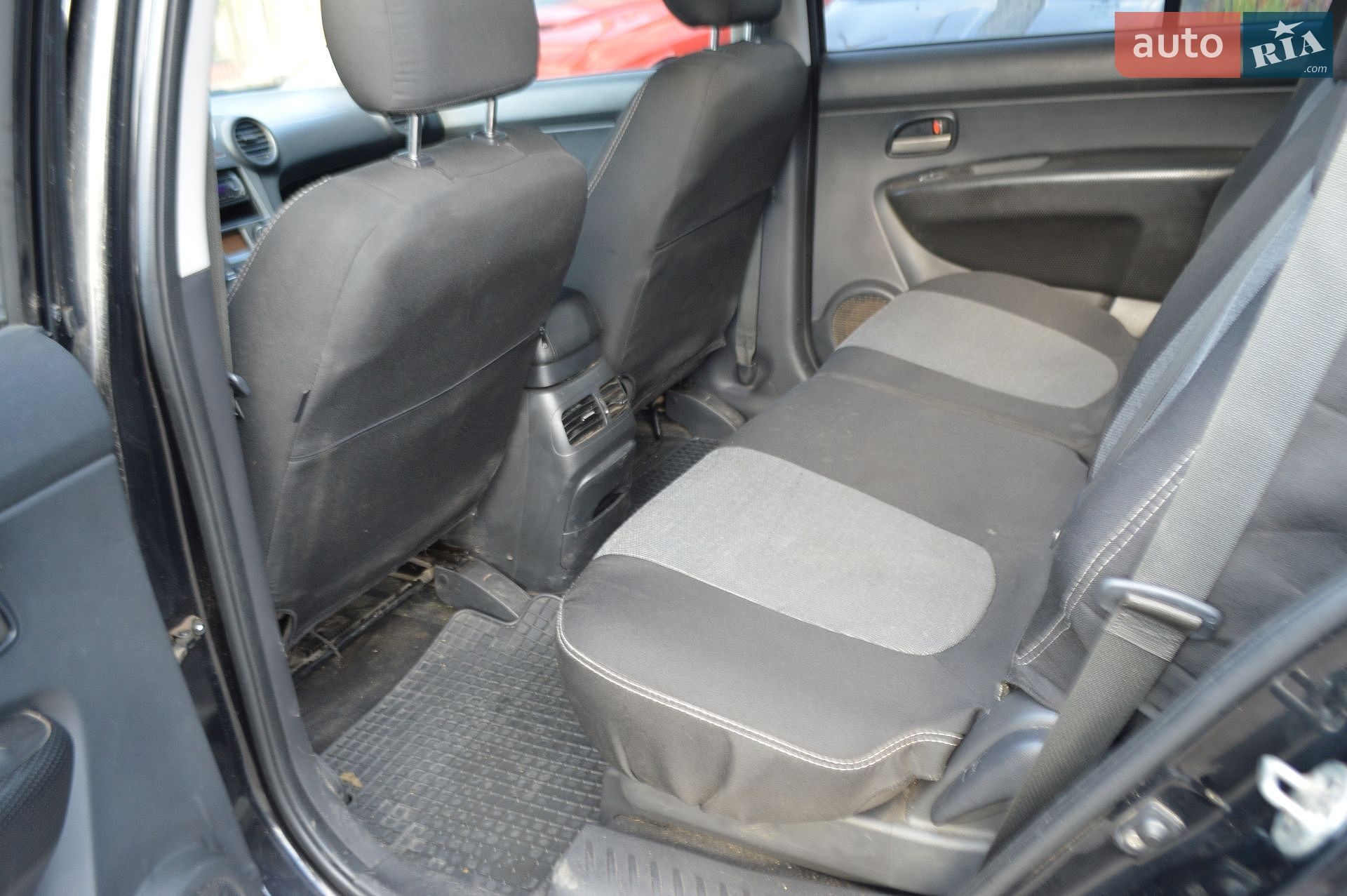 KIA Carens 2007 VIN Y6LFG52138L000664 фото оголошення 17 з 20