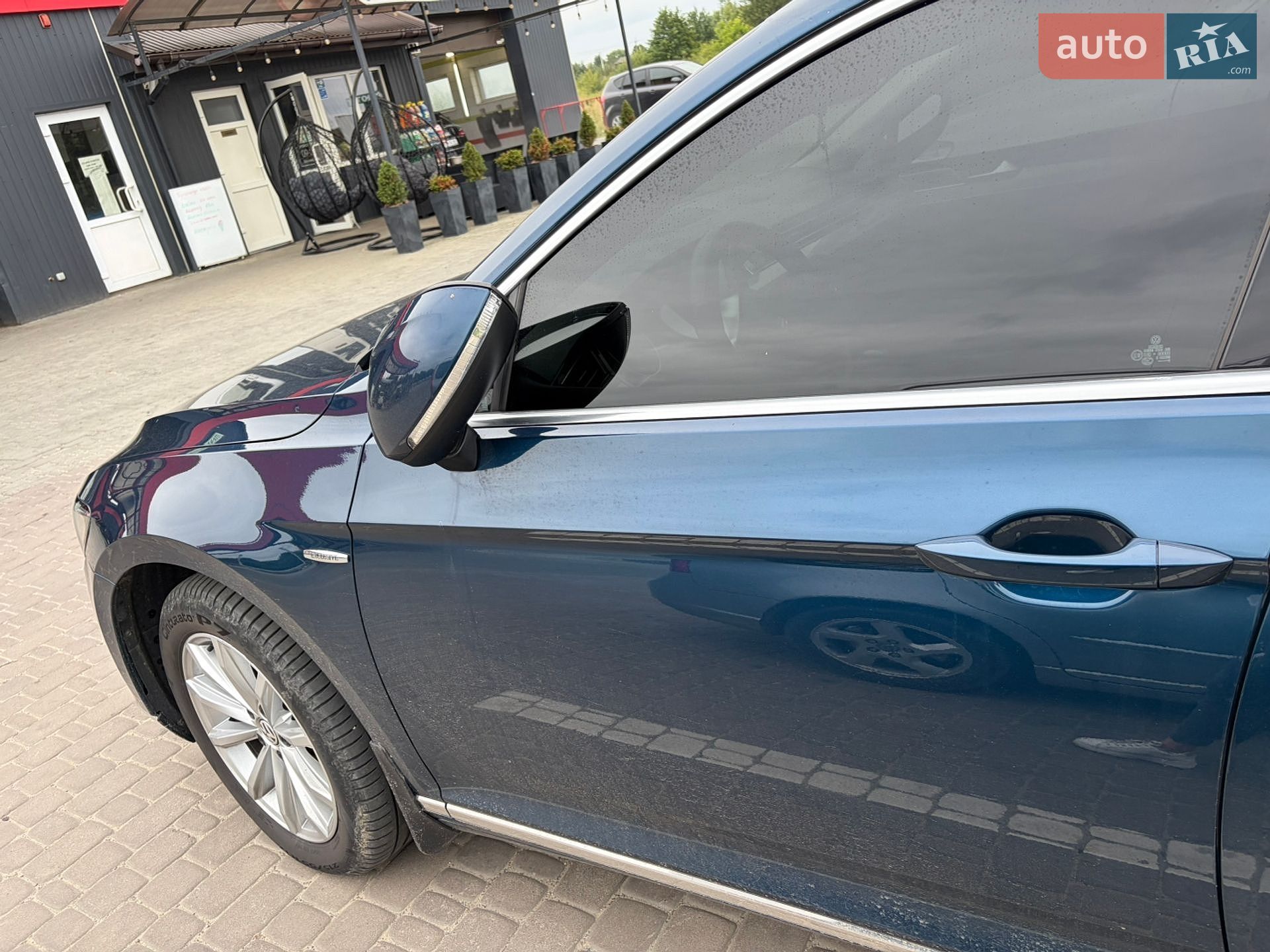 Volkswagen Passat 2020 VIN WVWZZZ3CZLE106393 фото оголошення 4 з 10