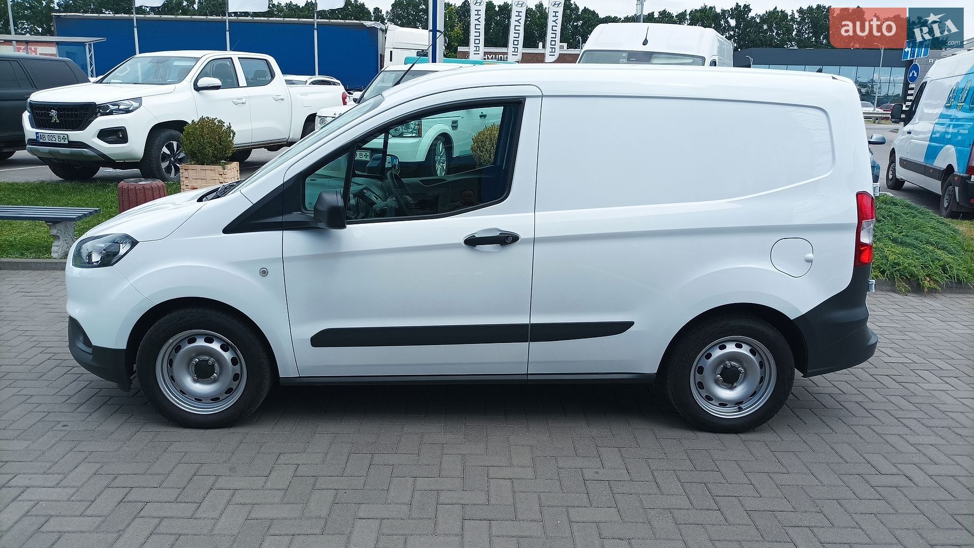 Ford Transit Courier 2021 VIN WF0WXXTACWMK14881 фото оголошення 12 з 42